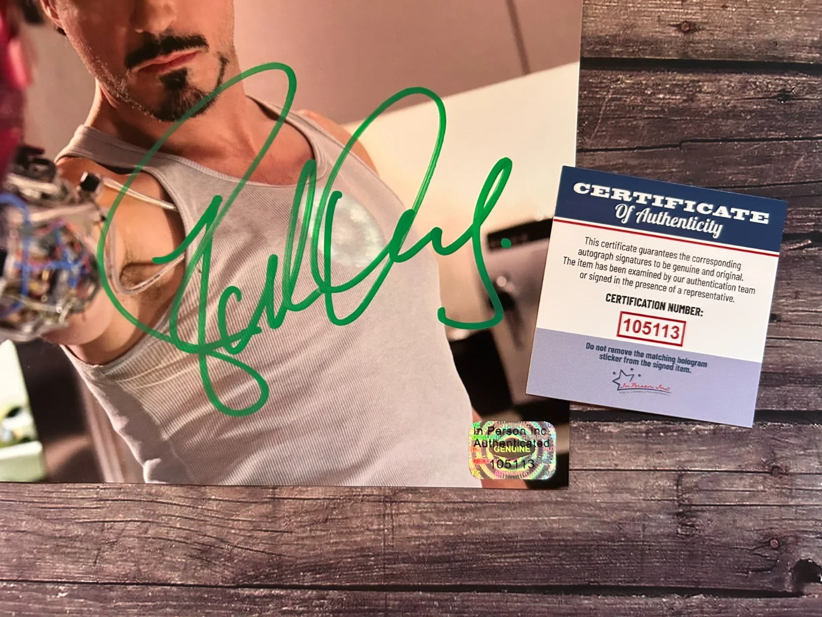 Robert Downey Jr — ROBERT DOWNEY JR. Signed 8x10" (IRON MAN) Original Authentic Autograph w/COA, image 3