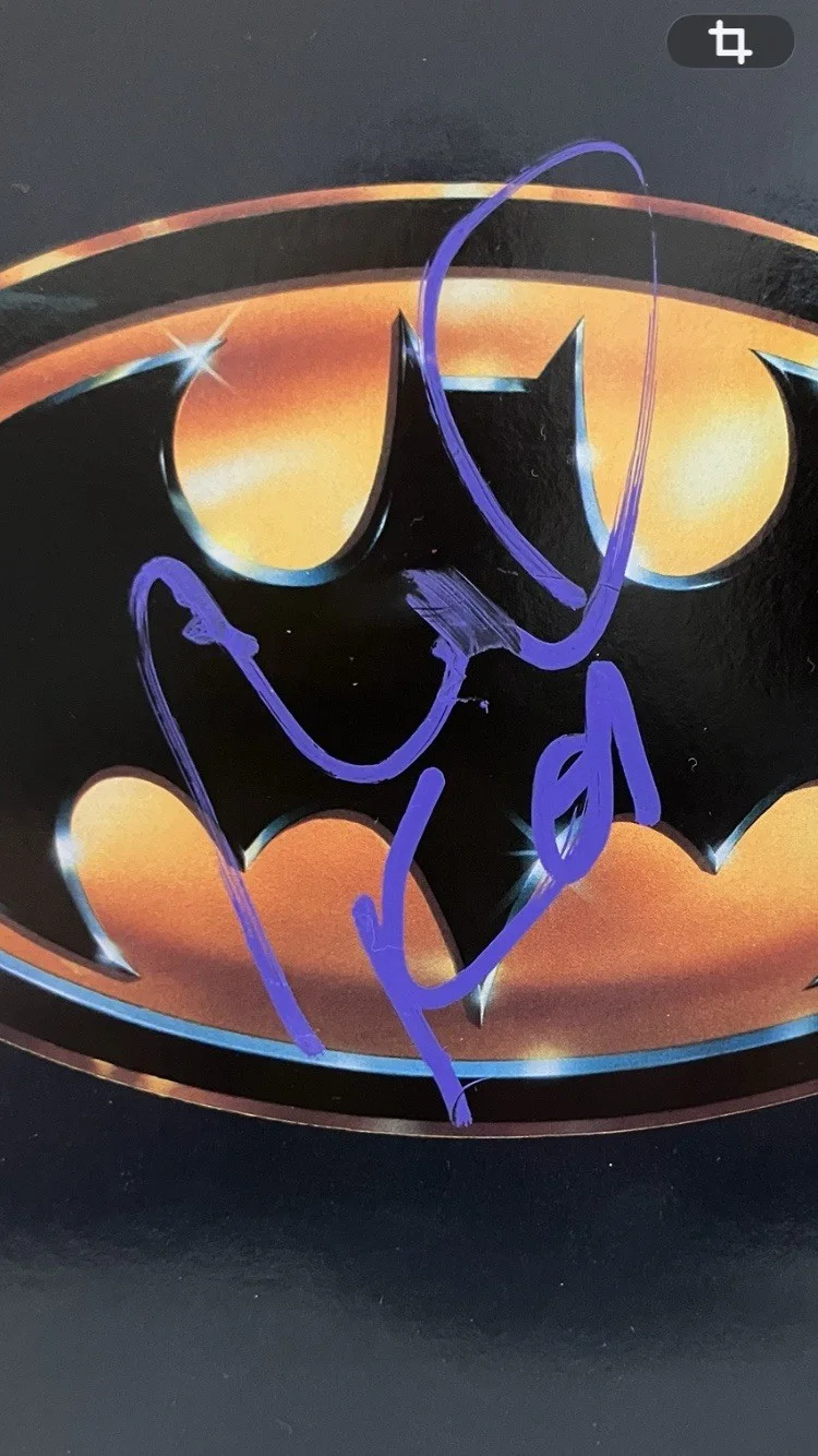 MICHAEL KEATON SIGNED/AUTOGRAPHED BATMAN VHS WITH COA, image 2