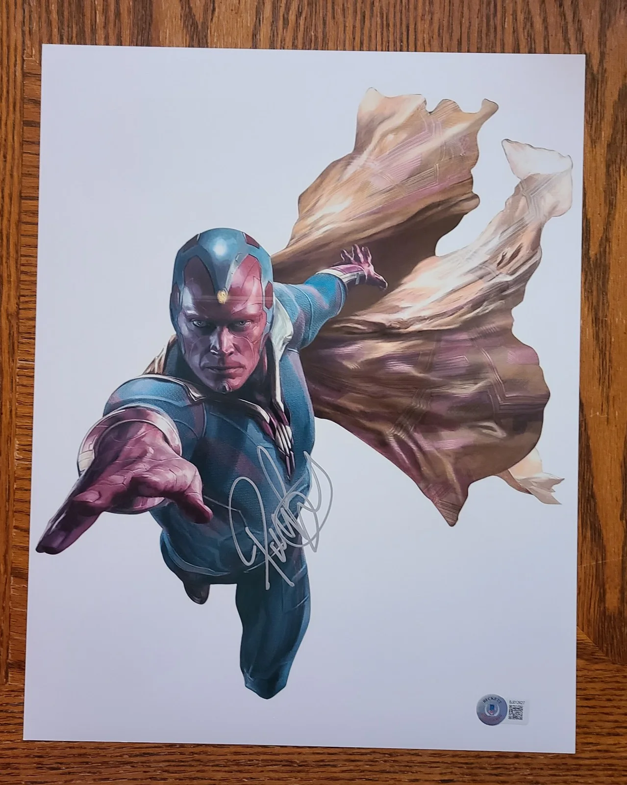Paul Bettany — Paul Bettany Signed Avengers (Vision) 11x14 (Beckett COA)