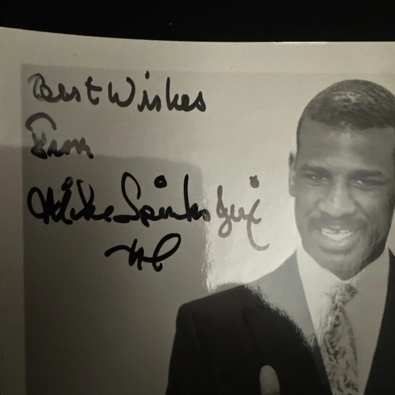Michael Spinks — Michael Spinks: Boxing Signed Celebrity Photograph 8 x 10 Inch PSA COA, изображение 3