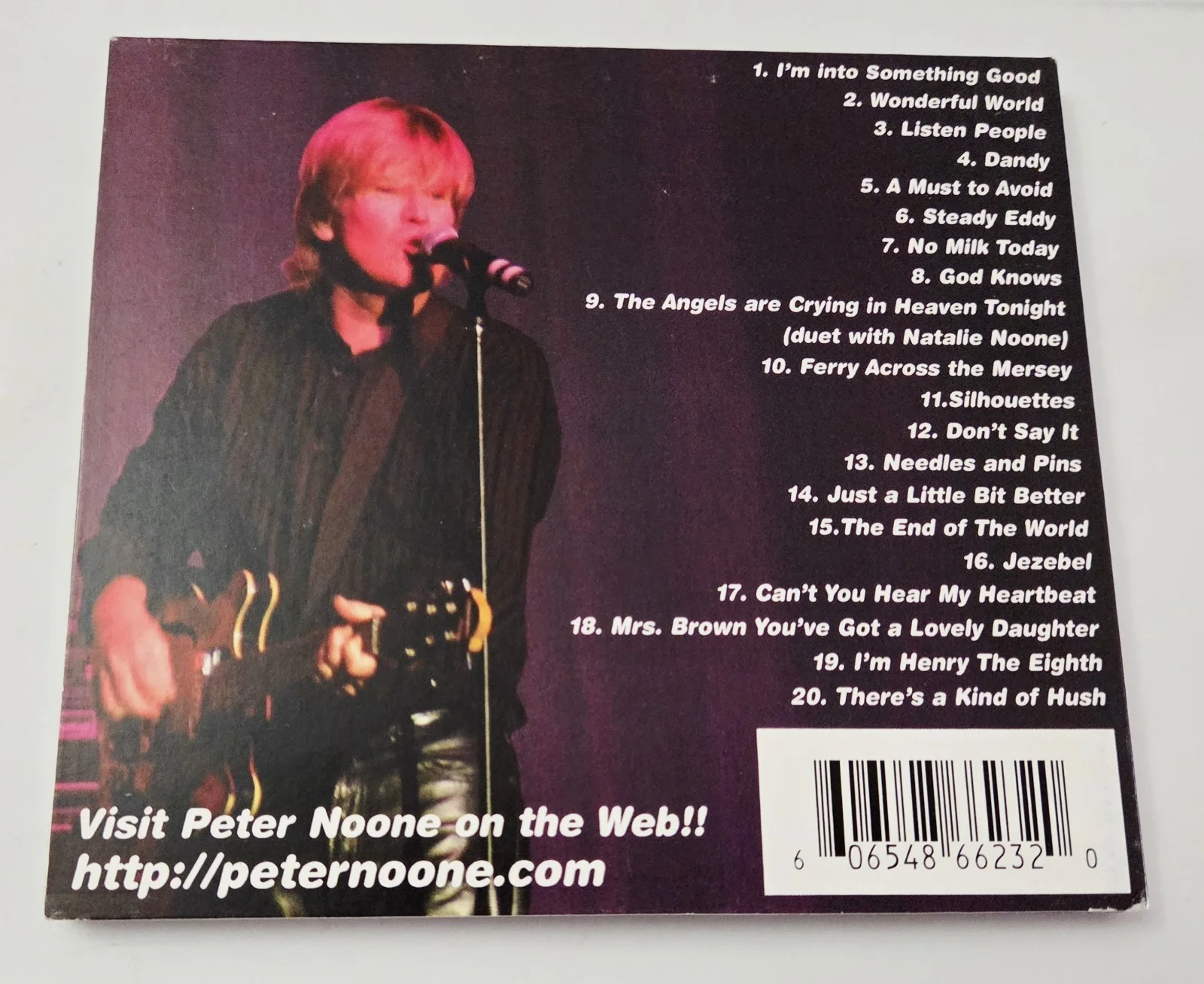 Herman's Hermits Greatest Hits Peter Noone Autographed Autograph Signed CD, image 2