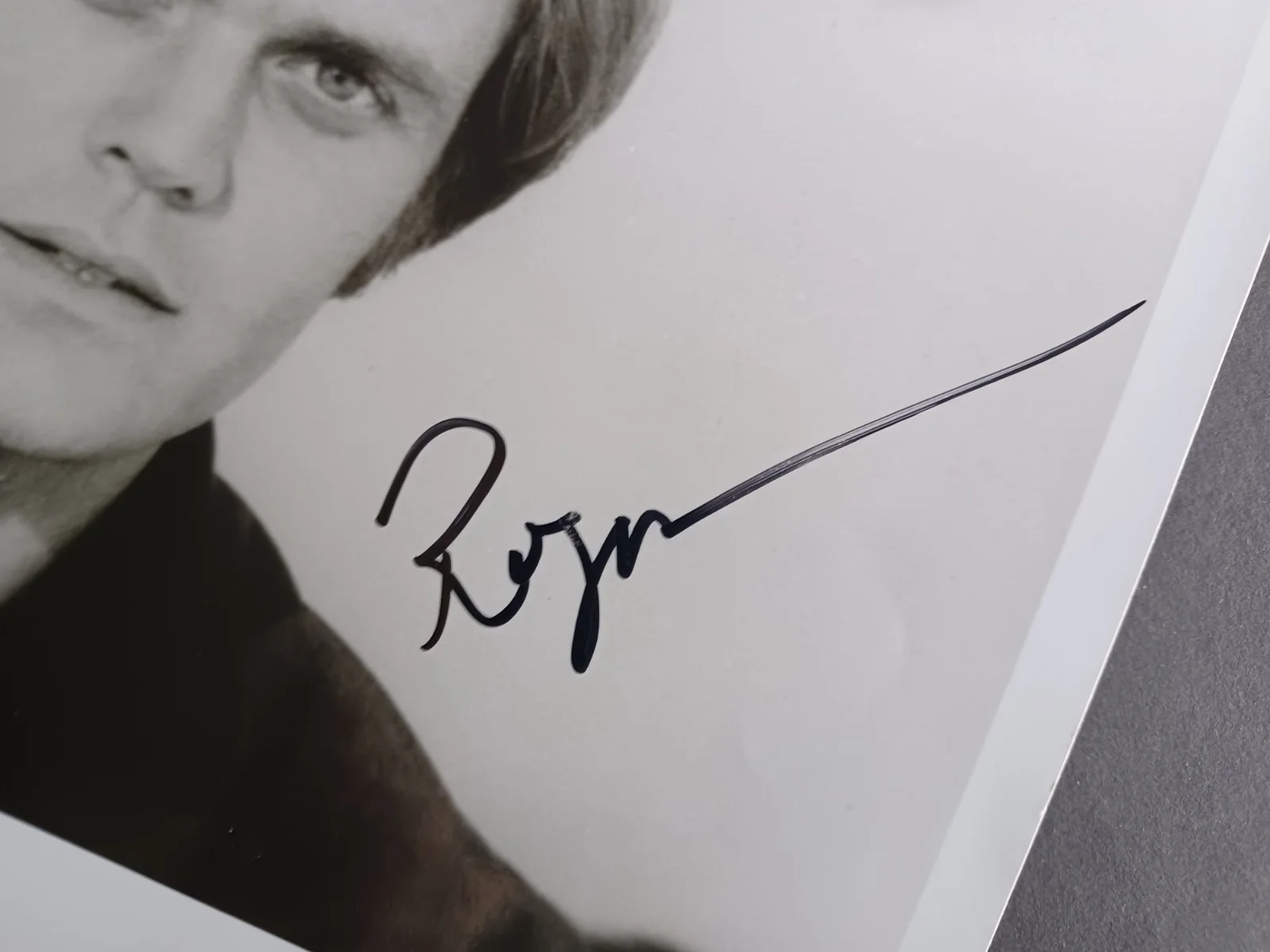 Roger Davis Signed 8x10 Photo - Dark Shadows, Alias Smith and Jones, image 2