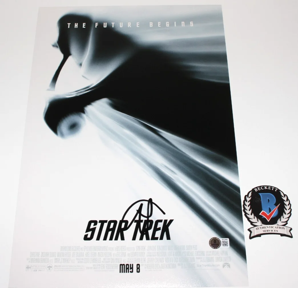 CHRIS PINE SIGNED 'STAR TREK' CAPTAIN KIRK 12x18 MOVIE POSTER BAS BECKETT COA, изображение 2