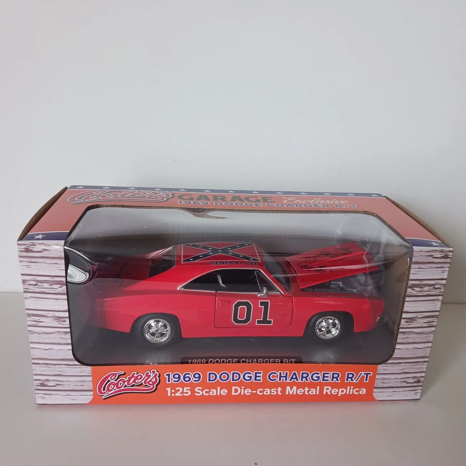 ben jones cooter — BEN JONES AUTOGRAPH SIGNED EXCLUSIVE DUKES OF HAZZARD 1969 GENERAL LEE CAR 1:25, изображение 5