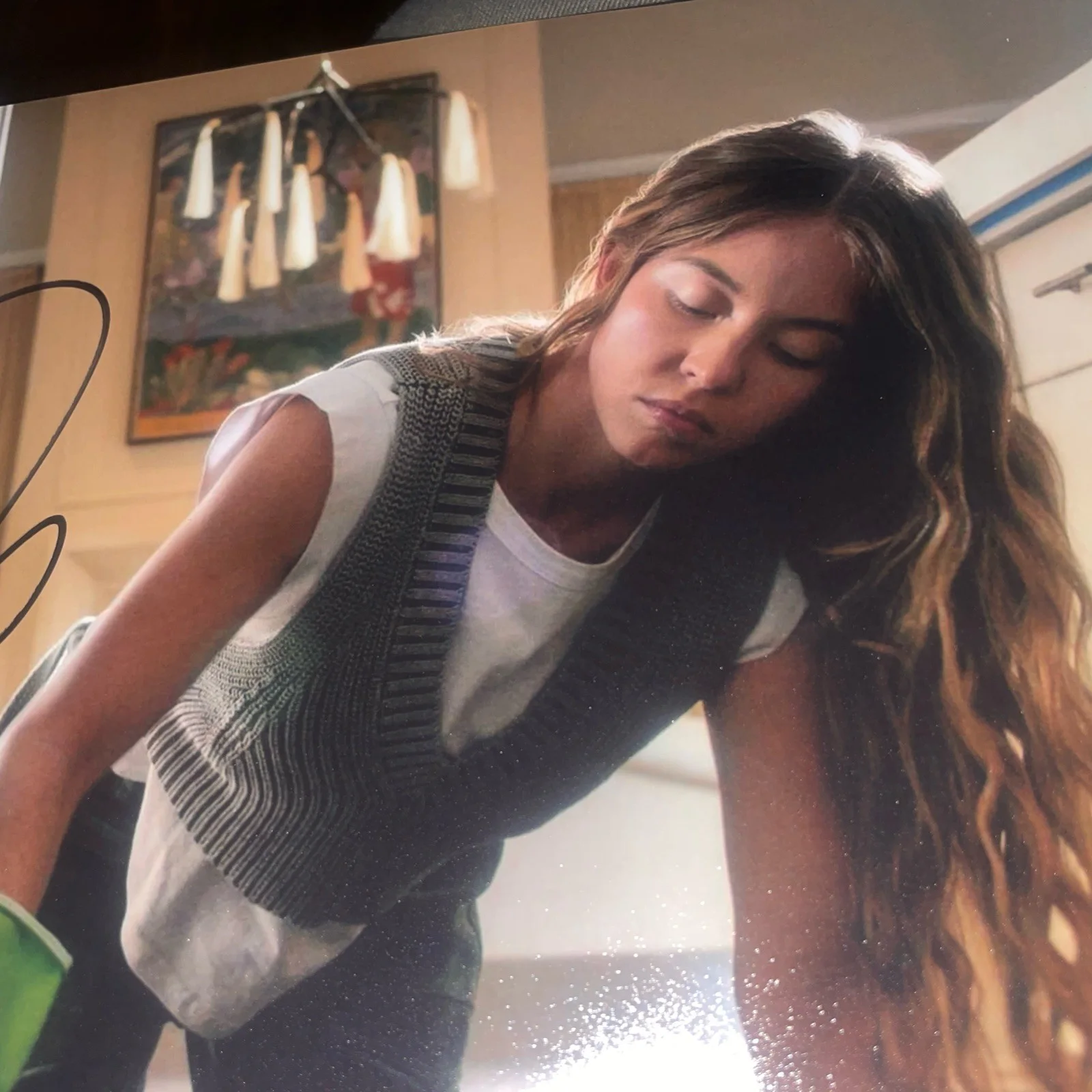 Sydney Sweeney — SYDNEY SWEENEY Signed THE HOUSEMAID Euphoria 8x12 Autograph COA PSA Opinion, image 3