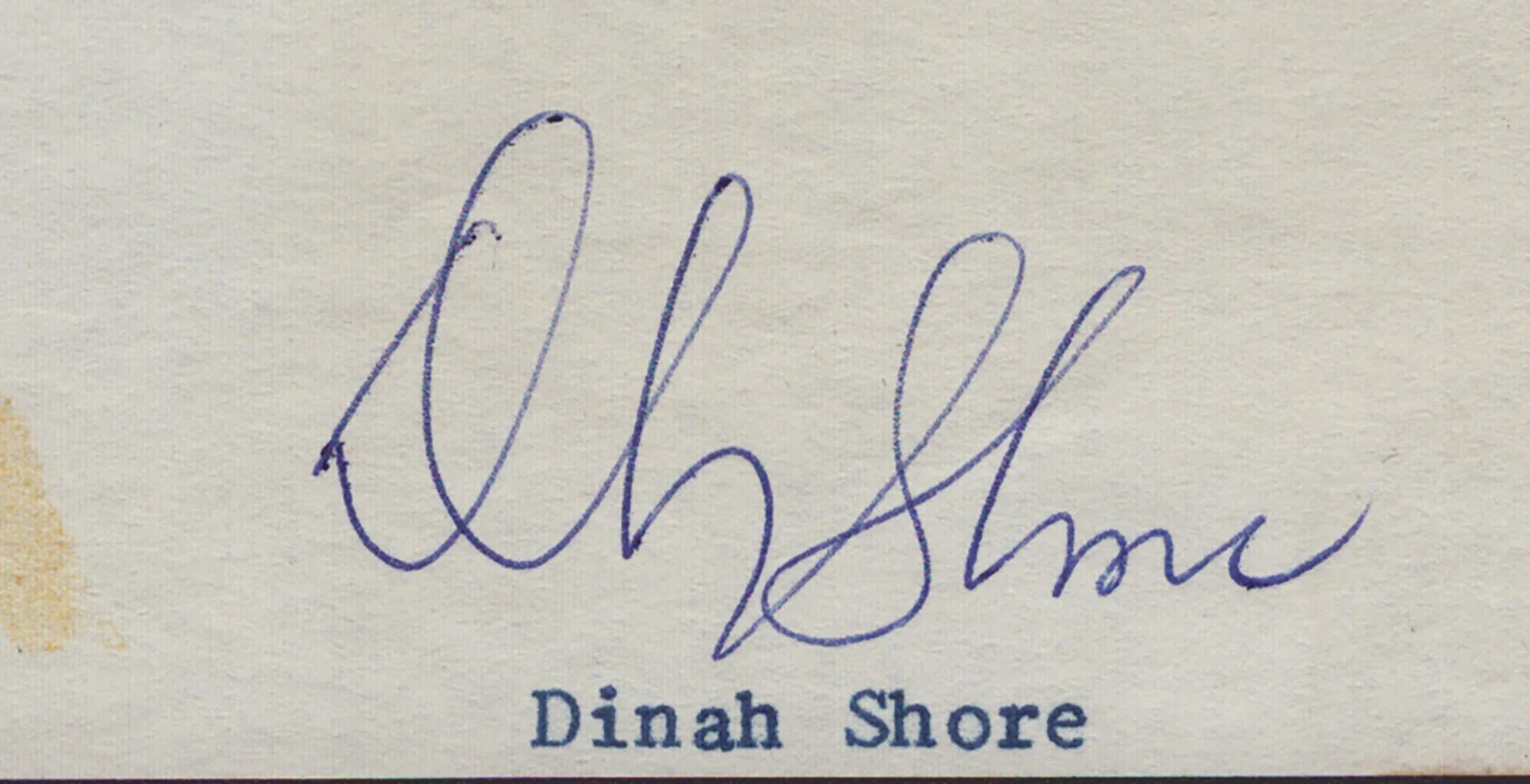 Dinah Shore — DINAH SHORE - TYPED LETTER SIGNED 04/10/1960, image 2