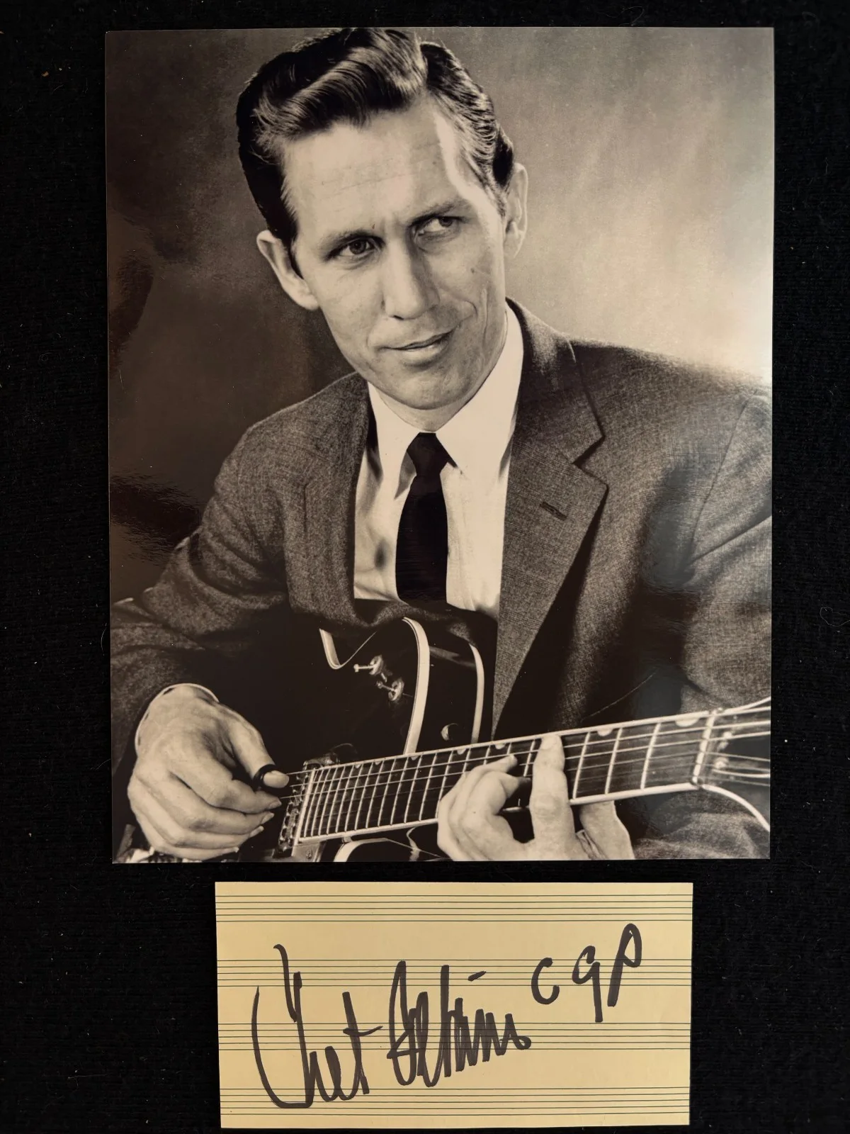 Chet Atkins — Brilliant Vintage CHET ATKINS Signed 3x5 with 8x10 Photo