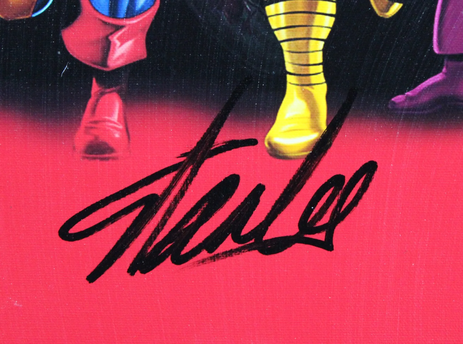 Stan Lee — Stan Lee Marvel Authentic Signed & Framed 20x24 Marvel Cast Canvas PSA #W18588, image 3