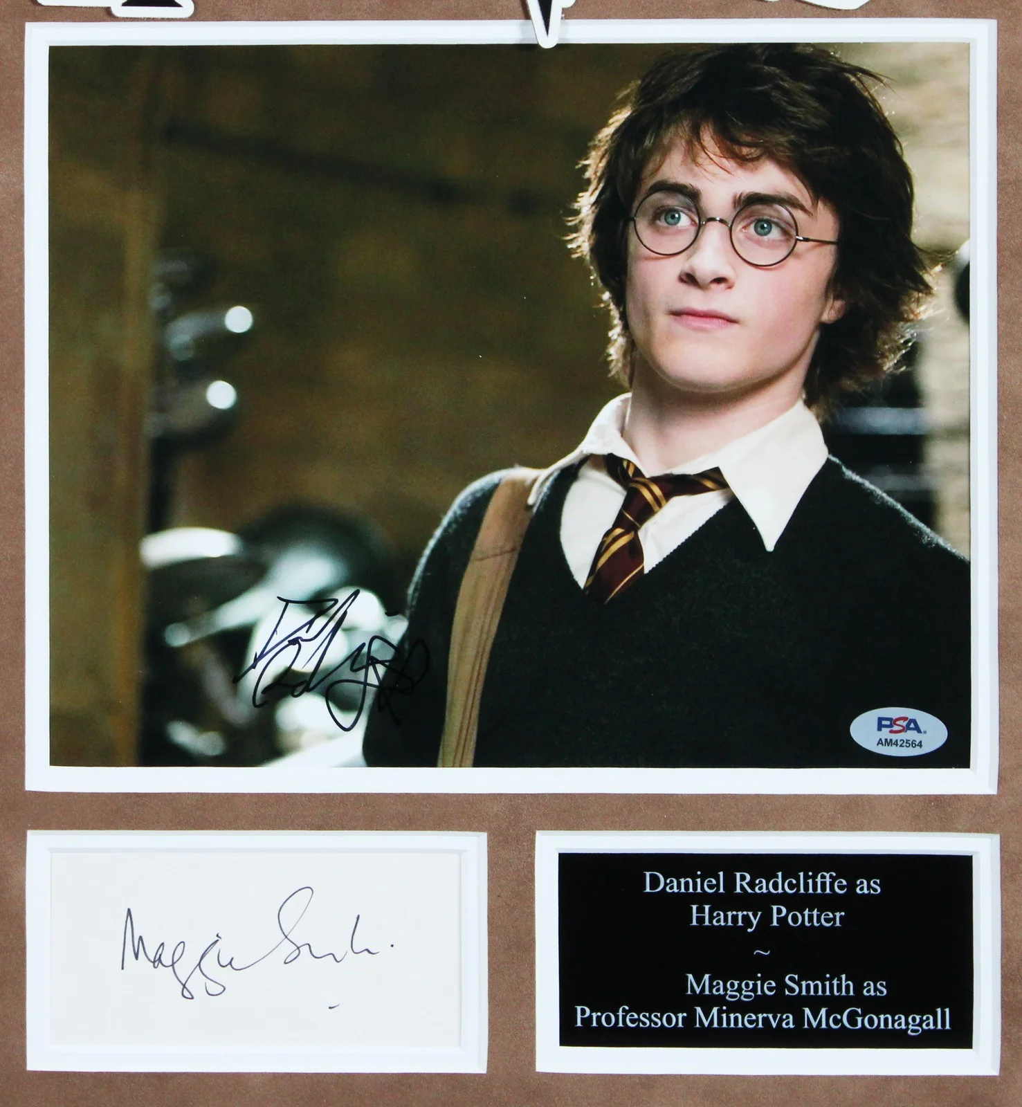 Daniel Radcliffe, Maggie Smith — Daniel Radcliffe & Maggie Smith Harry Potter Firmado Enmarcado Exhibición BAS #AE09586, image 2