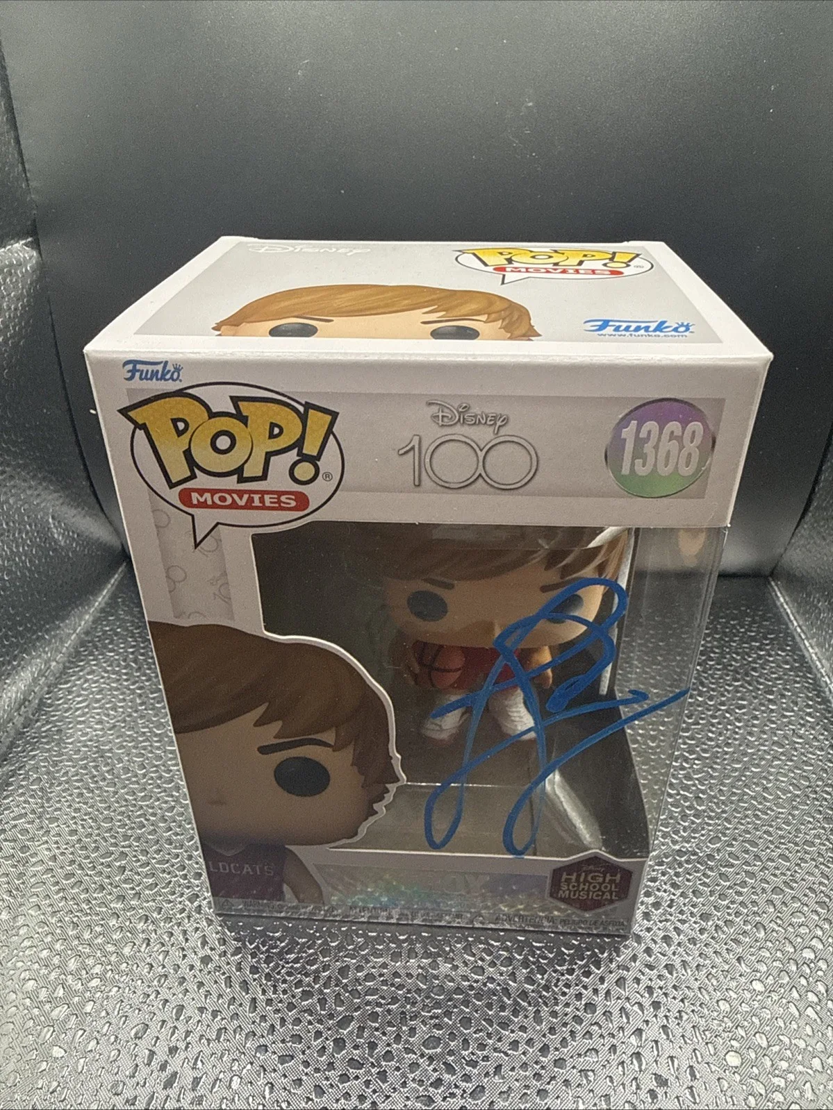 Zac Efron — Zac Efron signed auto Funko Pop Movies 1368 Troy High School Musical