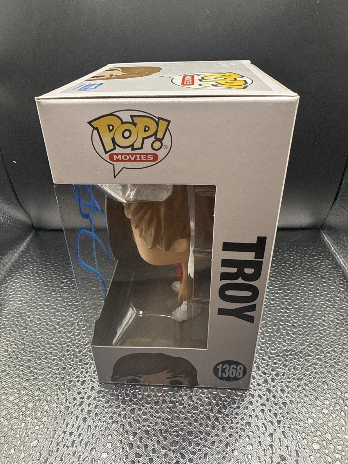Zac Efron — Zac Efron signed auto Funko Pop Movies 1368 Troy High School Musical, изображение 3
