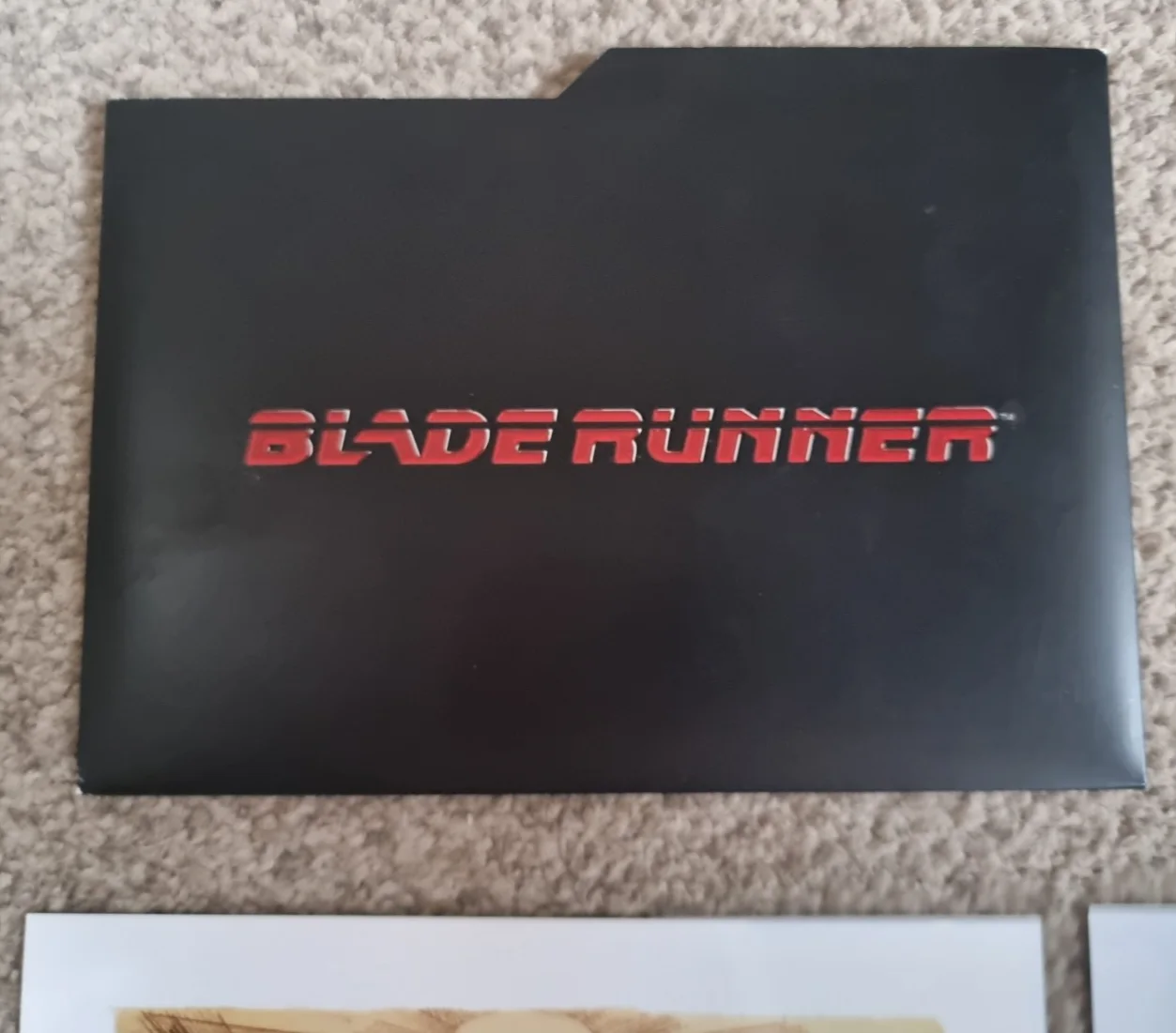 Blade Runner Set of Cards from presentation tin in original folder exc condition, image 2