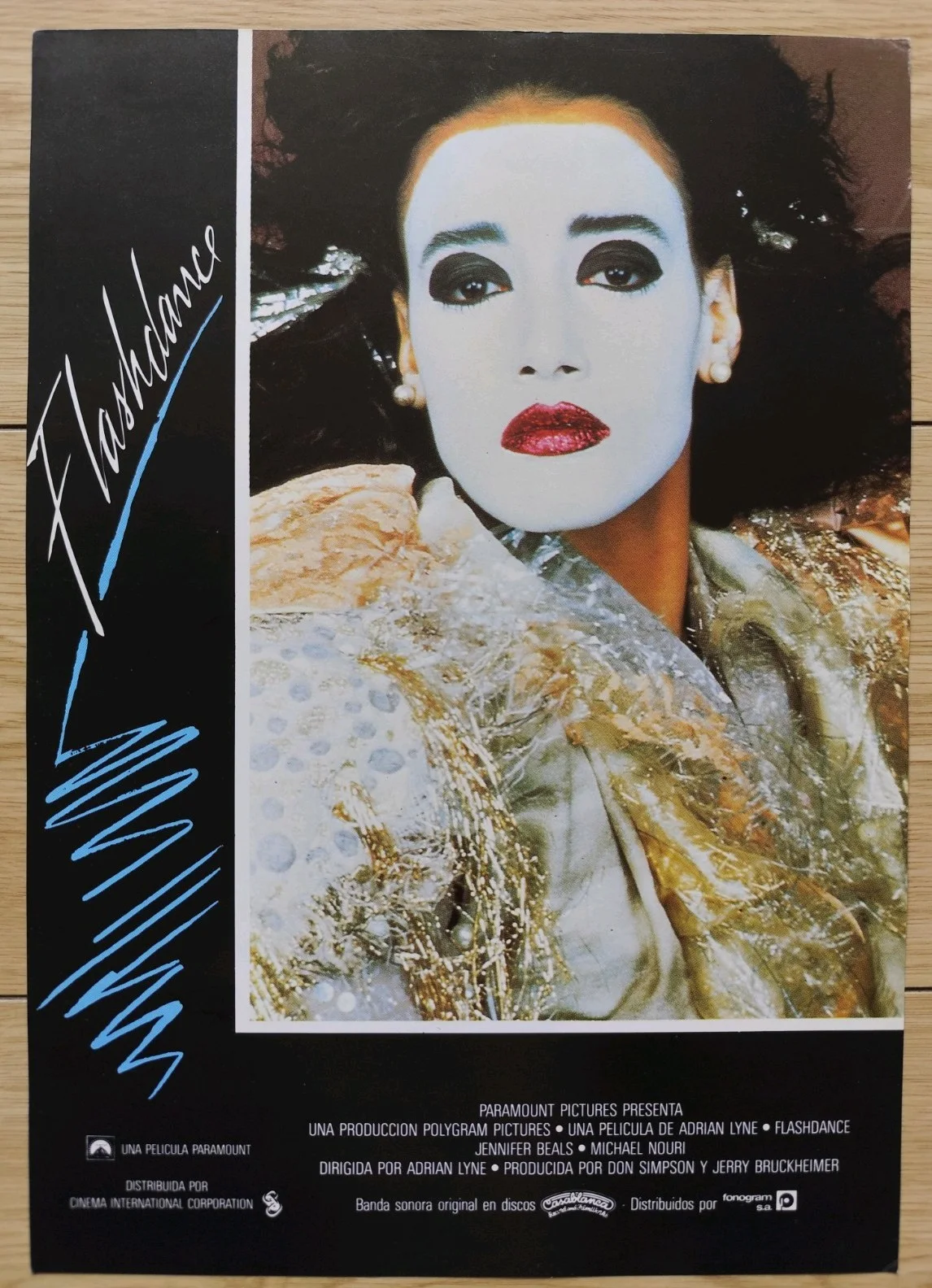 🎯 12 Original Flashdance Theatrical Spanish Lobby Cards (9 1/2" x 13 1/2"), изображение 2