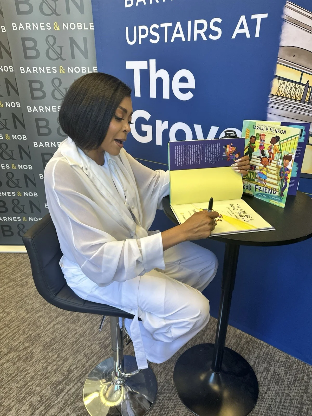 Taraji P. Henson signed You Can Be a Good Friend 1st printing hardcover book, изображение 5
