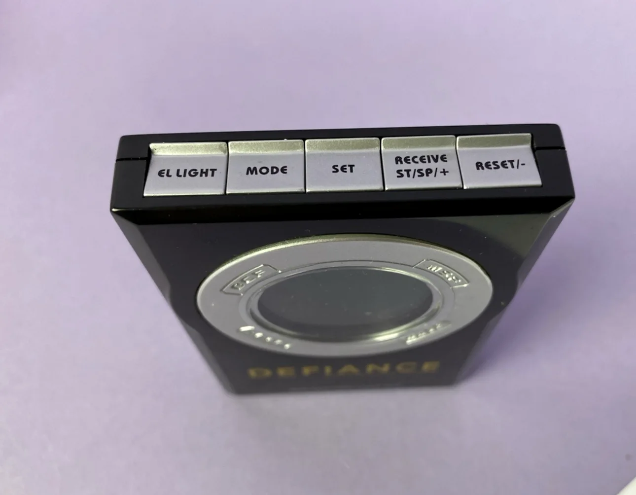 DEFIANCE Movie 2009 Promotional Item Multi Band Radio Controlled Clock, изображение 2