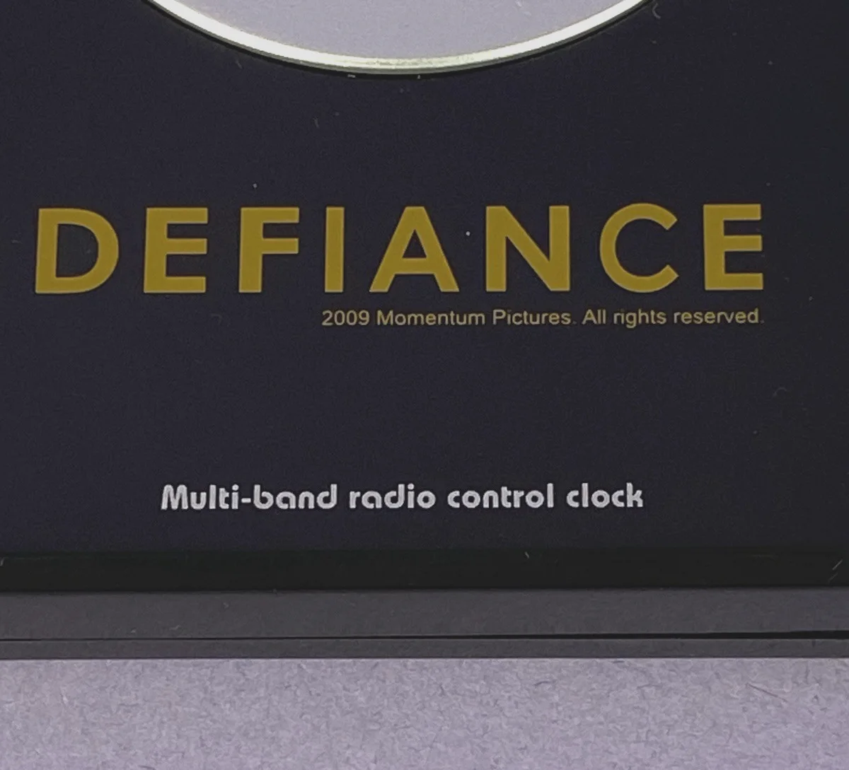 DEFIANCE Movie 2009 Promotional Item Multi Band Radio Controlled Clock, изображение 5