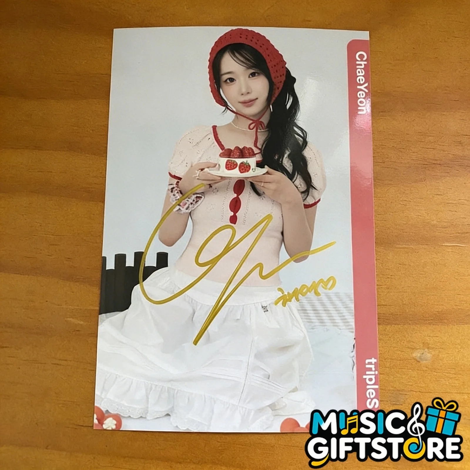 tripleS Cheayeon Autographed Signed Photo Picture K-POP 4*6 2025A #MUGS, image 3