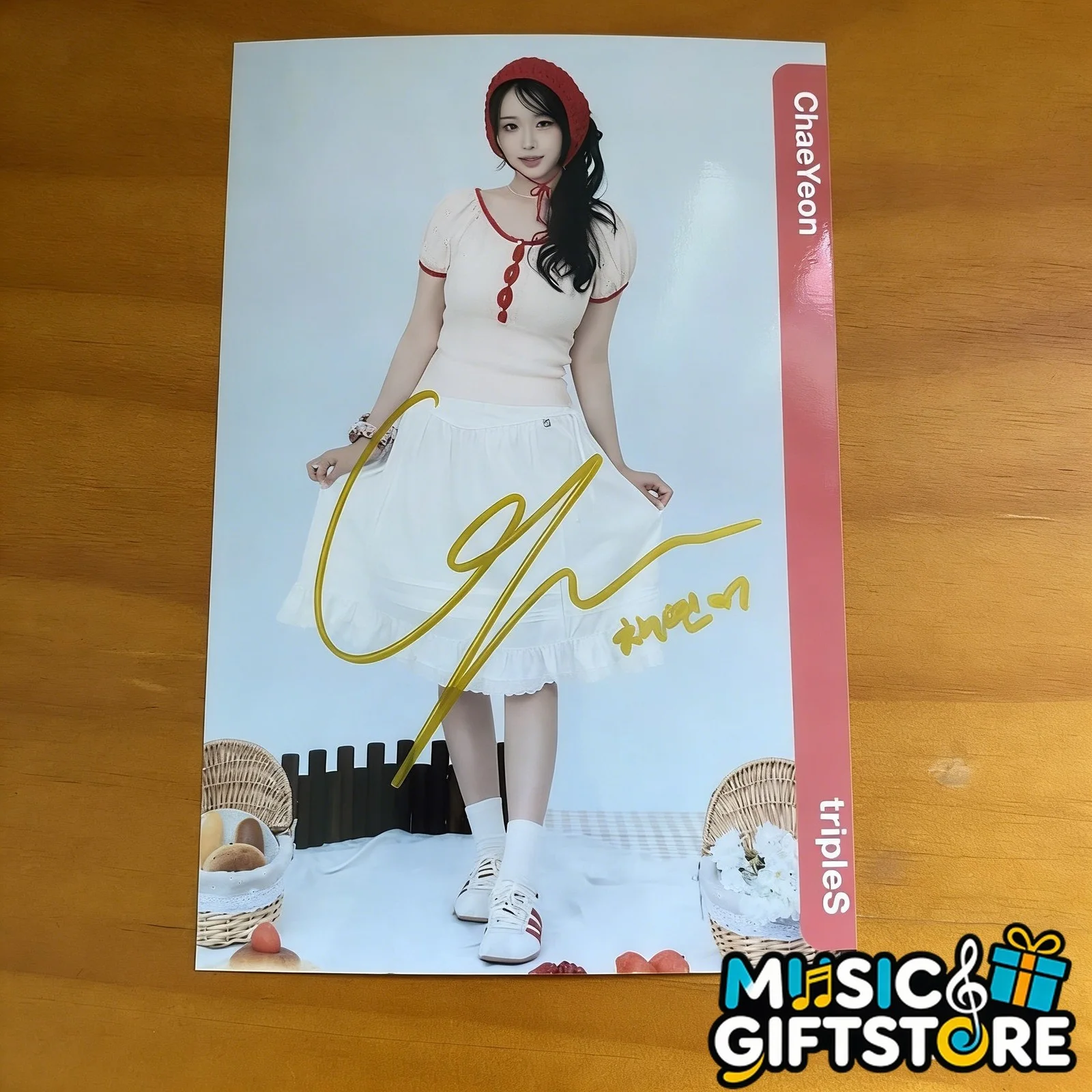 tripleS Cheayeon Autographed Signed Photo Picture K-POP 4*6 2025A #MUGS, image 4