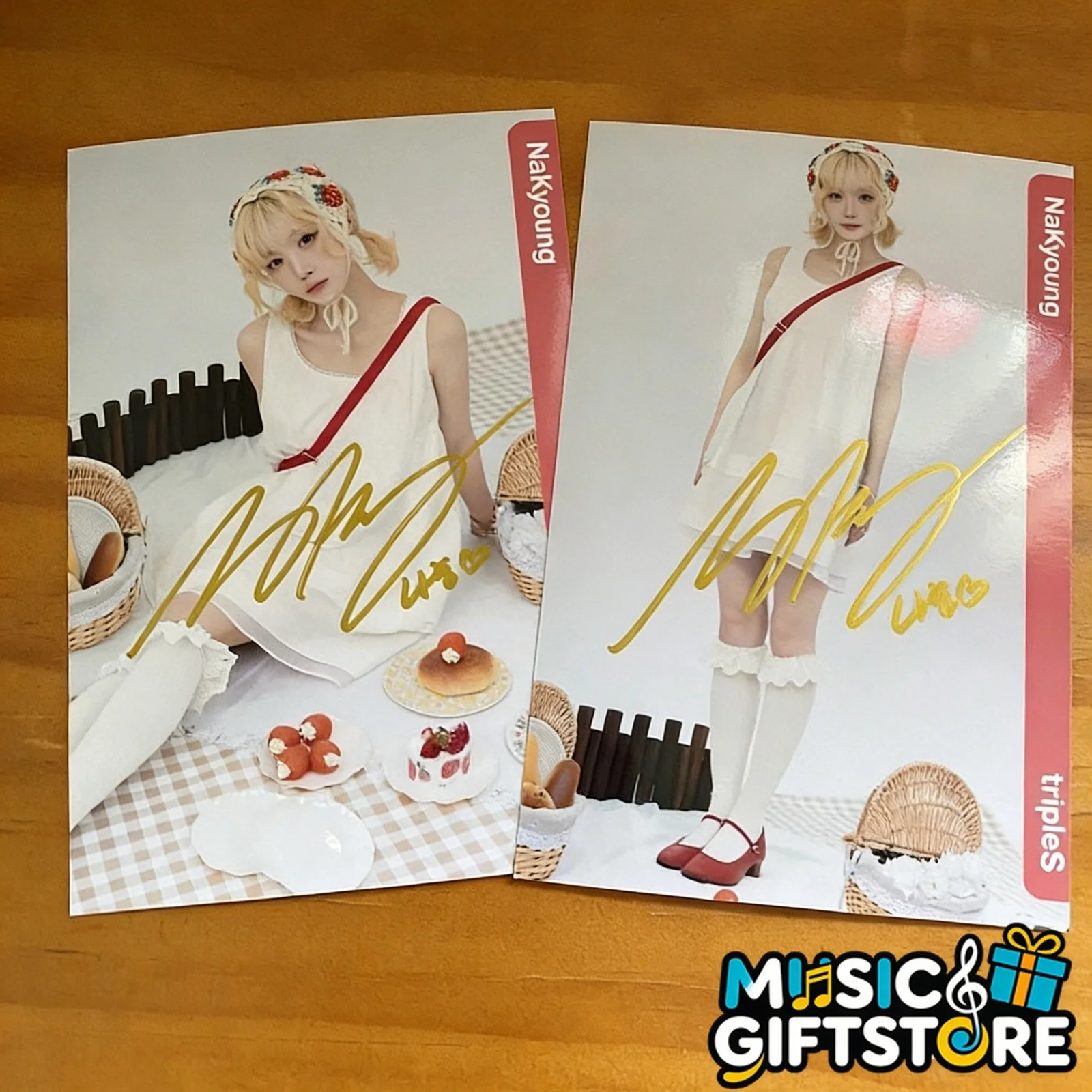 tripleS Nakyoung Autographed Signed Photo Picture K-POP 4*6 2025A #MUGS, image 2