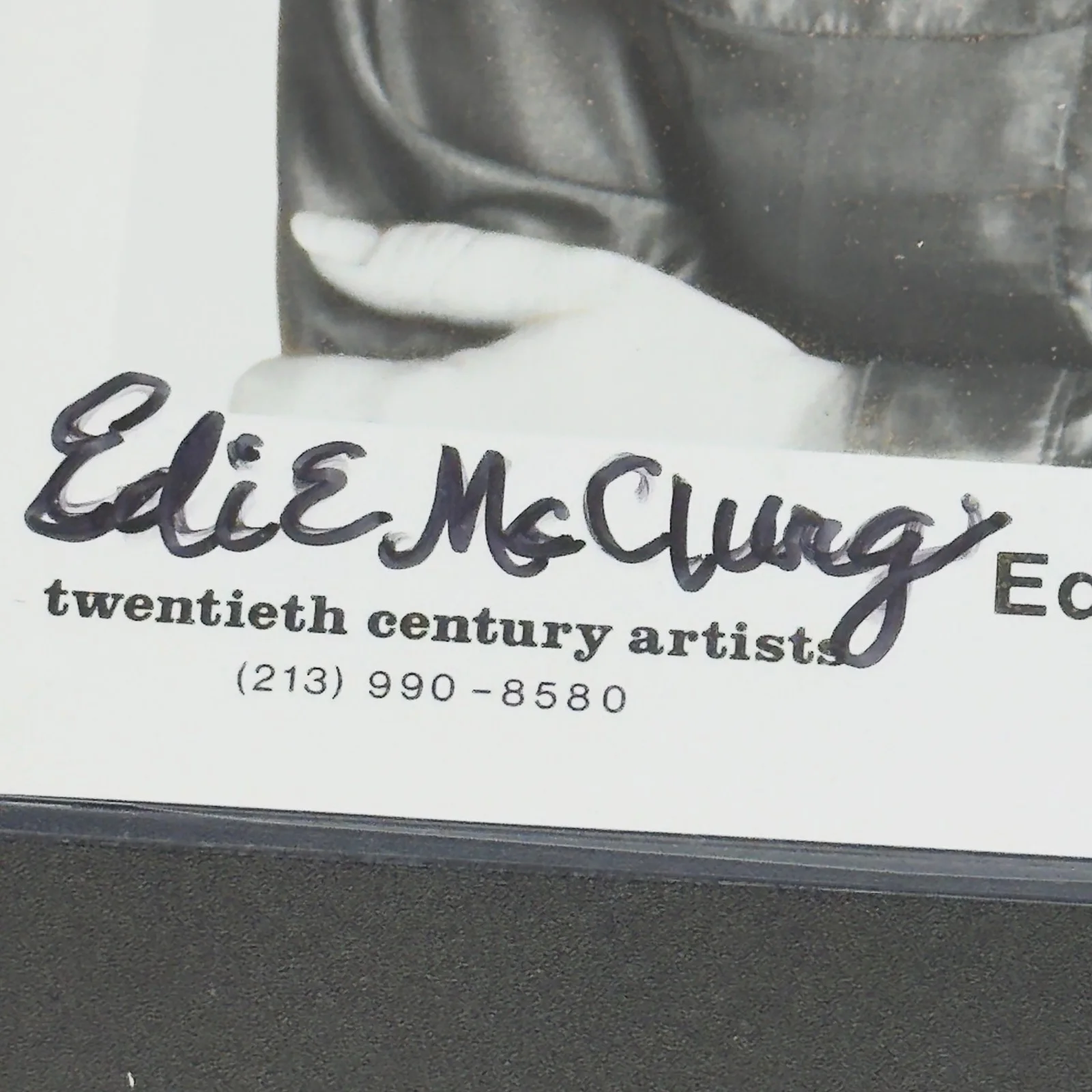 Edie McClurg — Edie McClurg Signed 8x10 Photo Ferris Bueller / Planes, Trains Legend Autograph, изображение 2