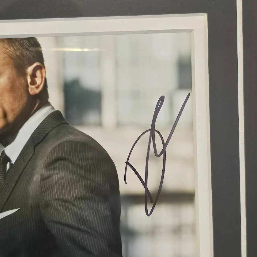 Daniel Craig Signed Autographed Picture James Bond Global Authentics COA, image 2