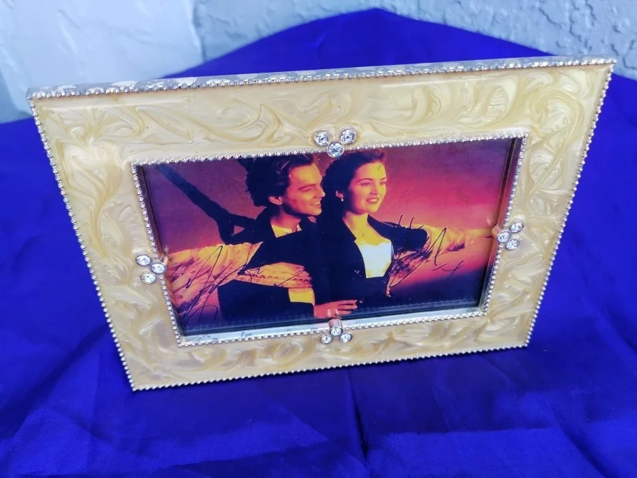 KATE WINSLETT LEONARDO DICAPRIO — TITANIC Framed Signed Photo Reprint LEONARDO DICAPRIO & KATE WINSLET - RARE !, image 5
