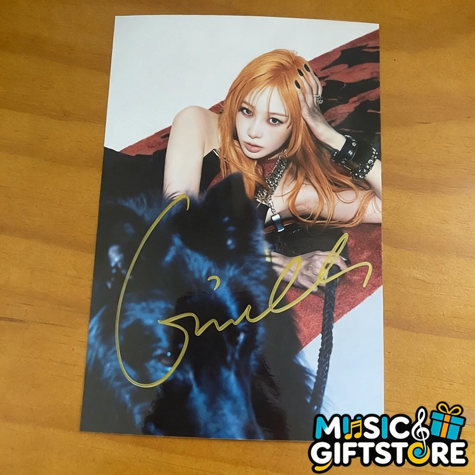 aespa GISELLE Autographed Signed Photo K-POP Collection 4*6 2025B #MUGS, image 3