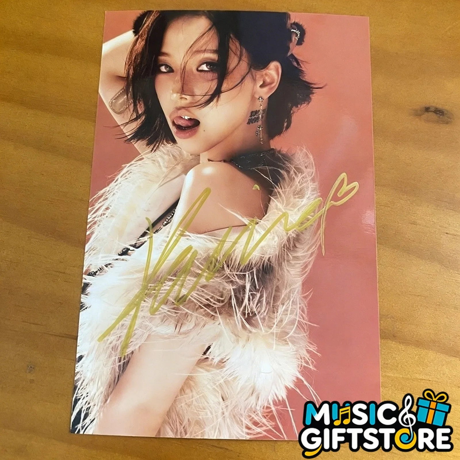 aespa KARINA Autographed Signed Photo K-POP Collection 4*6 2025A #MUGS, image 3