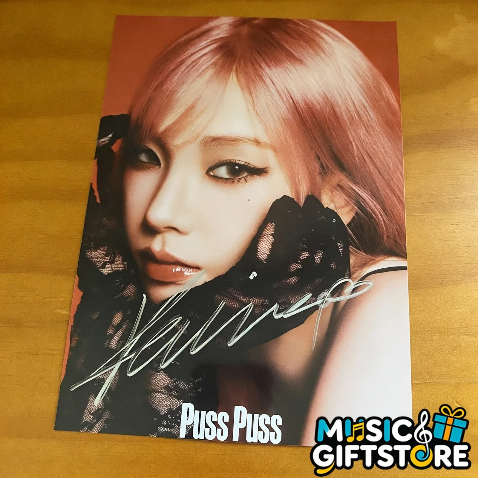 aespa KARINA Autographed Signed Photo K-POP Collection 4*6 2025C #MUGS, image 4