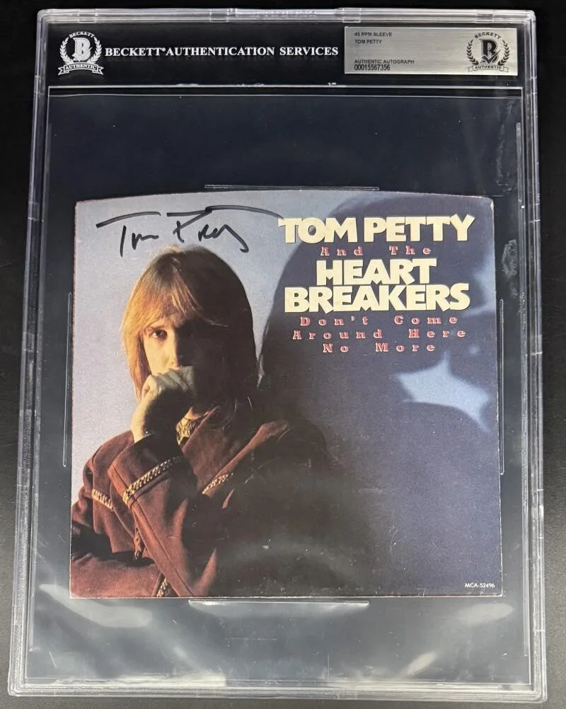 Tom Petty — Tom Petty Heart Breakers Very Rare Signed Autograph Beckett Encapsulated 45 RPM