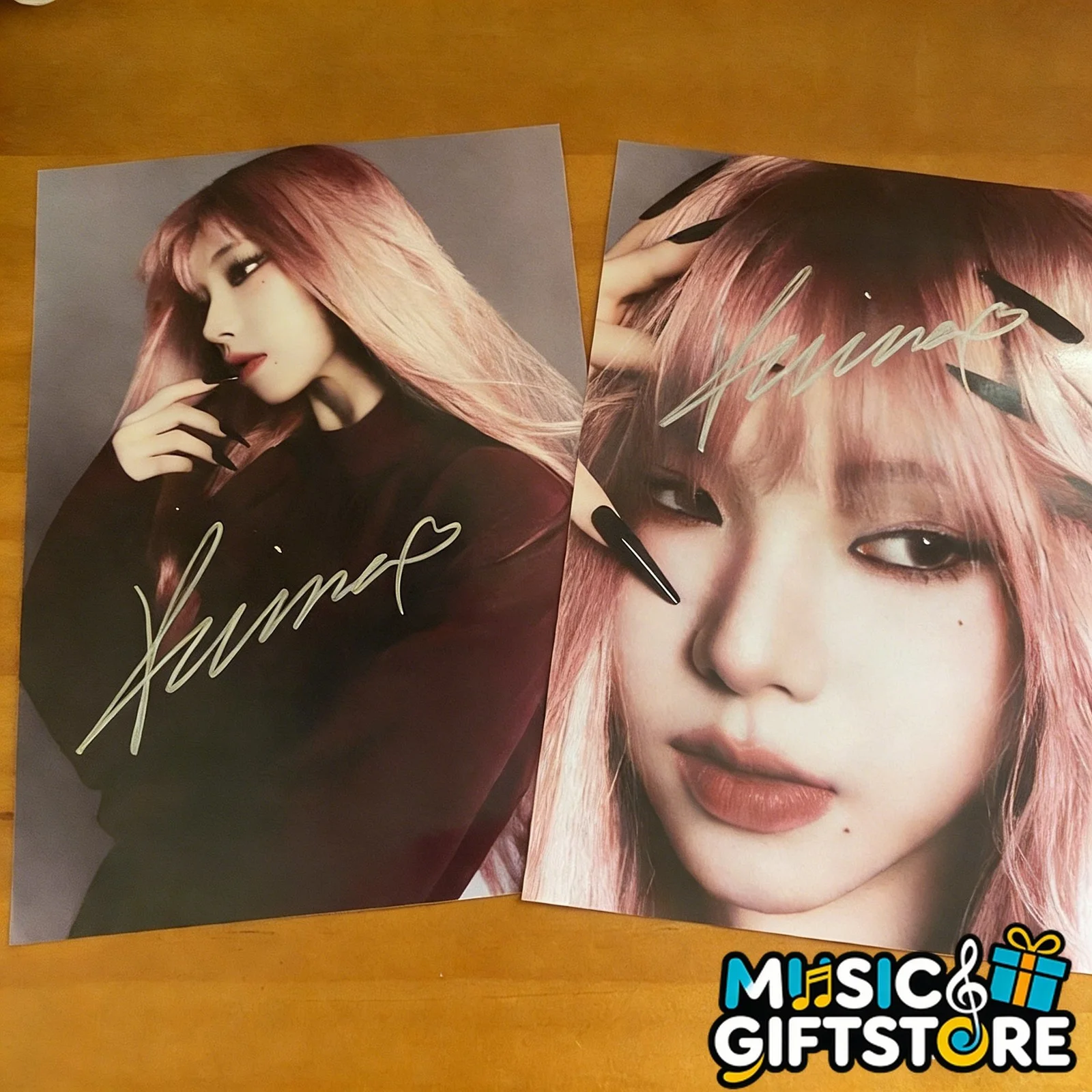 aespa KARINA Autographed Signed Photo K-POP Collection 4*6 2025D #MUGS, изображение 2
