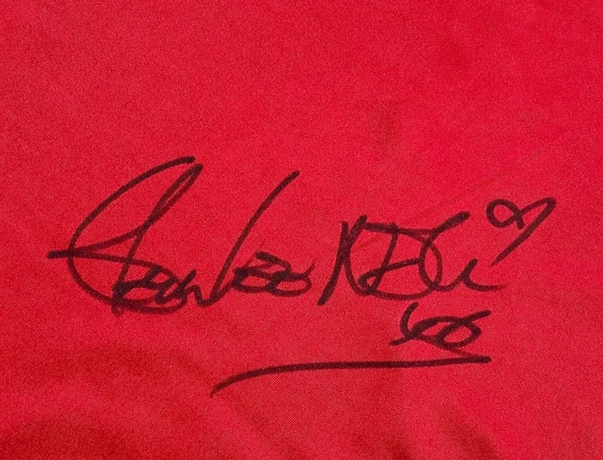 Gina Lee Nolin — GENA LEE NOLIN SEXY BAYWATCH ACTRESS LIFE GUARD SIGNED SWIMSUIT JSA COA, image 2