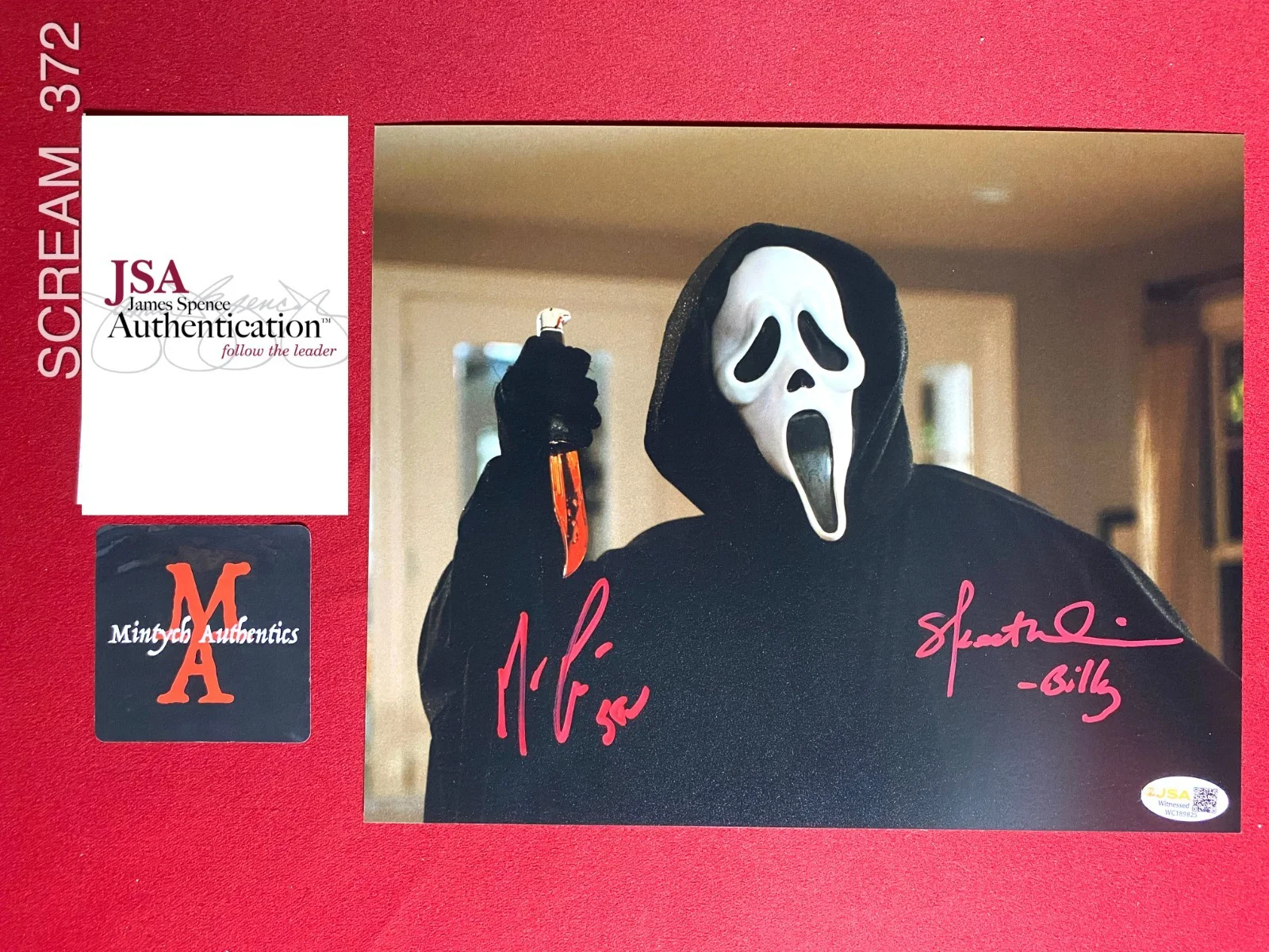 Skeet Ulrich Matthew Lillard — Matthew Lillard Skeet Ulrich Scream dual signed 8x10 photo Ghostface JSA COA