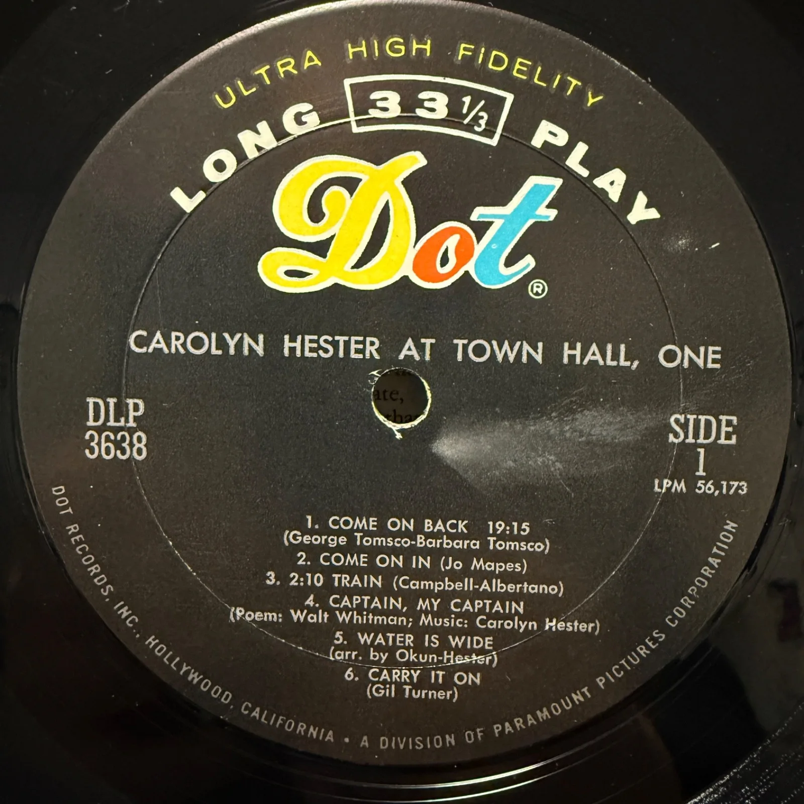 AUTOGRAPHED - CAROLYN HESTER "At Town Hall, One" MONO DLP 3638 DOT RECORDS vinyl, изображение 4