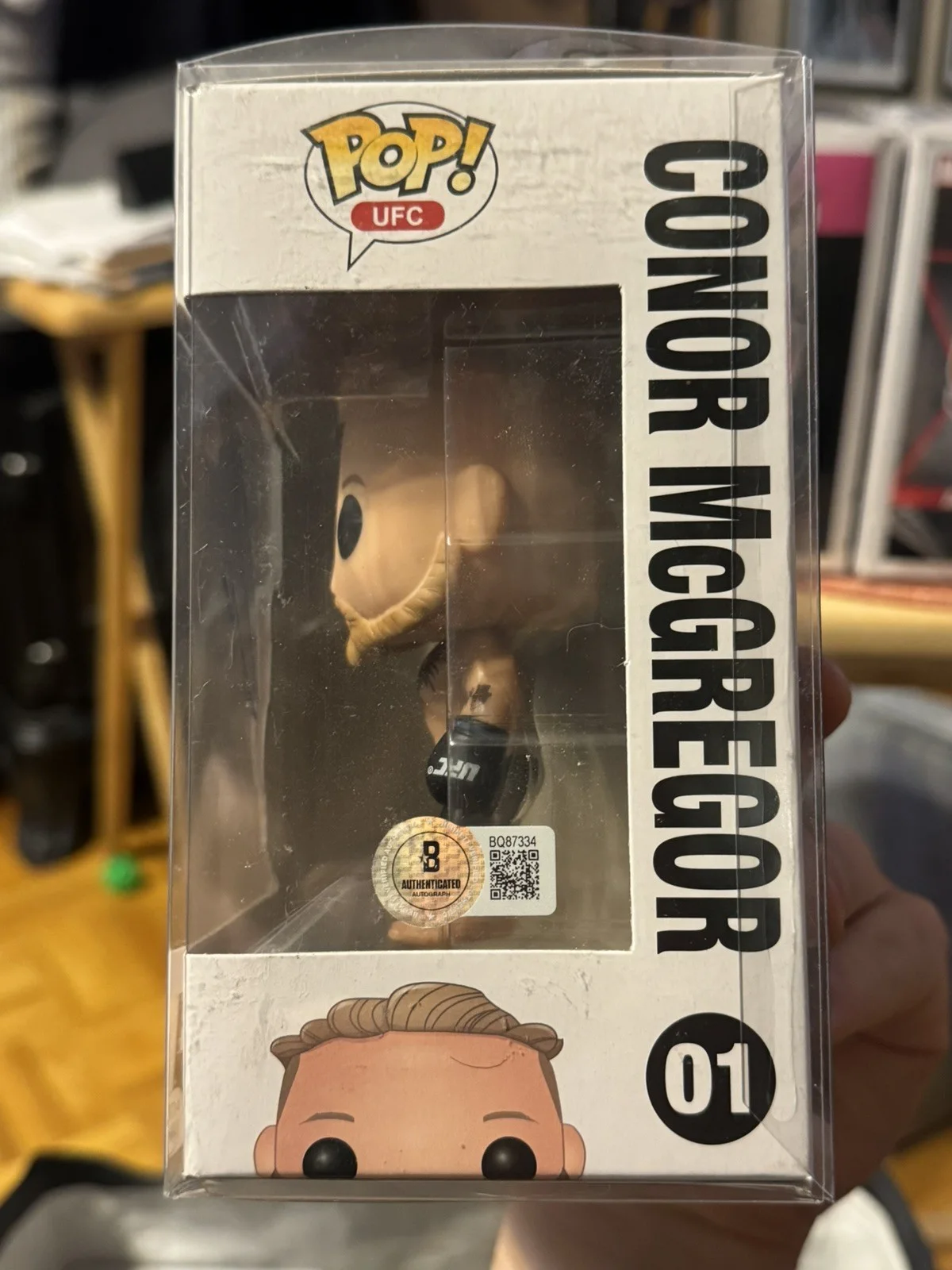 Conor McGregor — Conor McGregor Signed Autographed UFC Funko Beckett COA, изображение 2