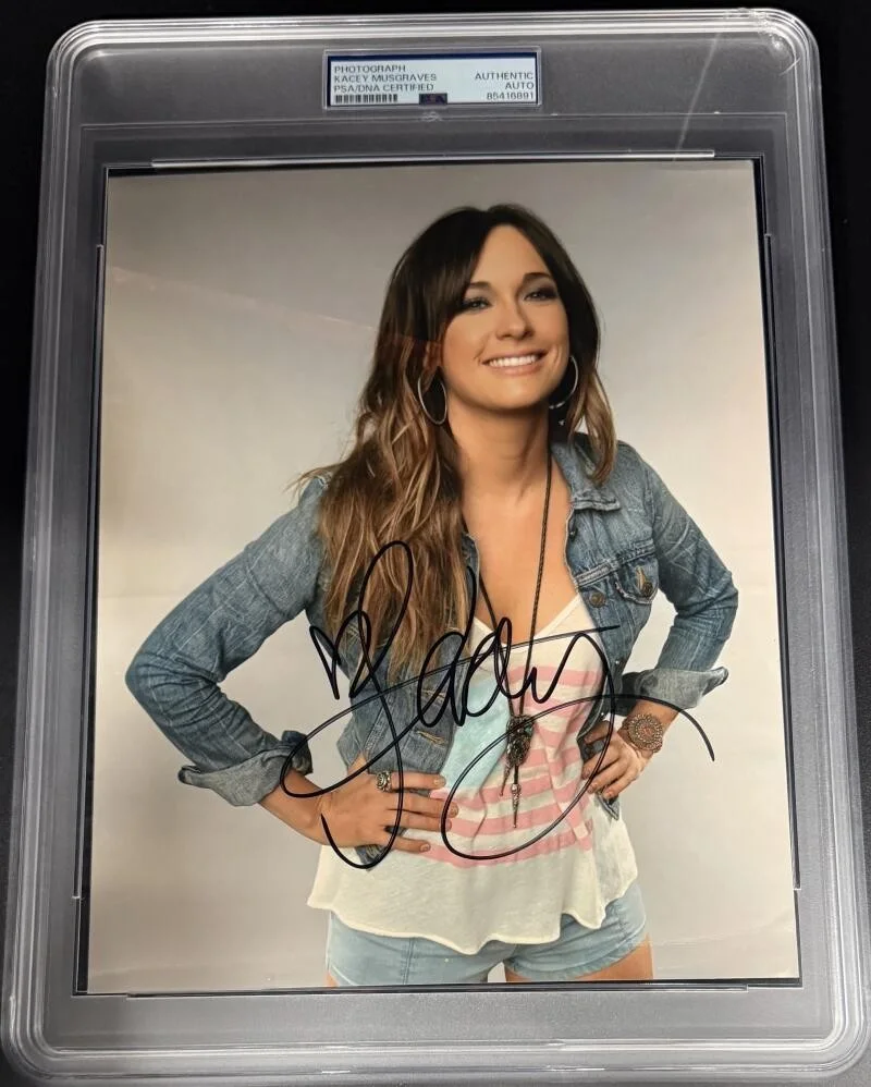 Kacey Musgraves — Kacey Musgraves Signed Autograph PSA/DNA Encapsulated 8x10 Photo - Pop Country