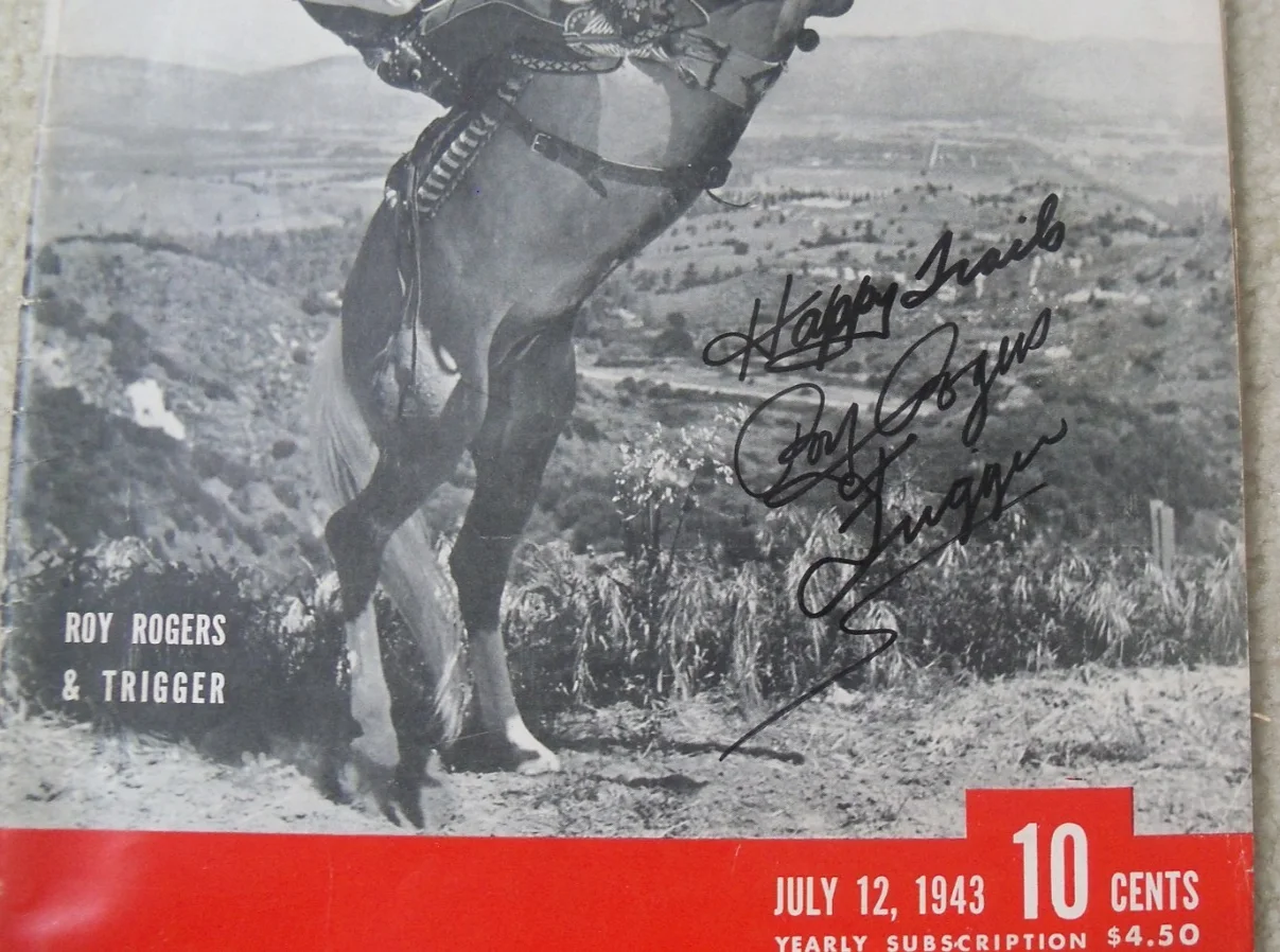 Roy Rogers — Roy Rogers signed vintage 1943 Life magazine with Trigger, image 2