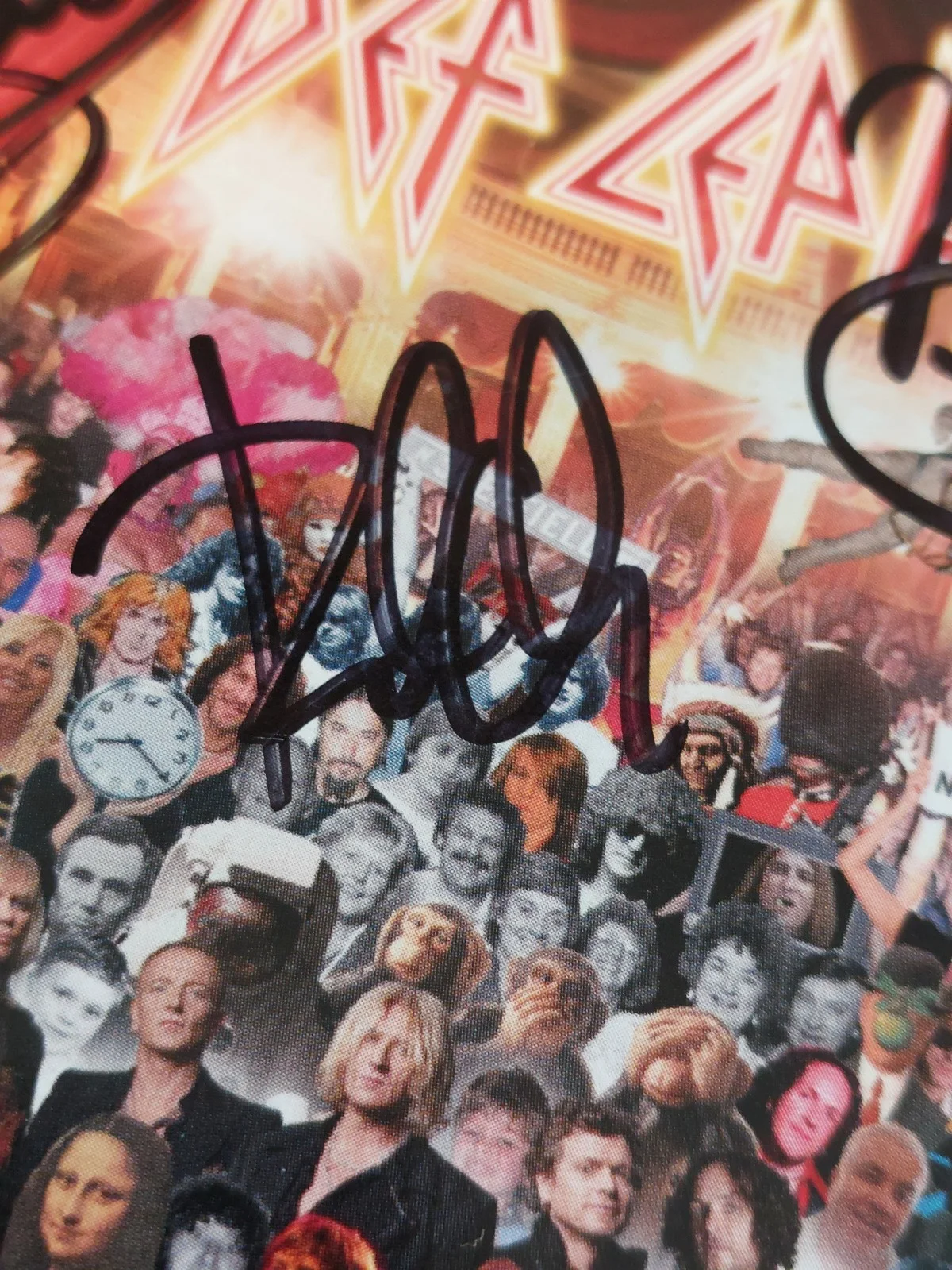 DEF LEPPARD SIGNED CD Booklet5 Autographs Sparkle Lounge, image 3