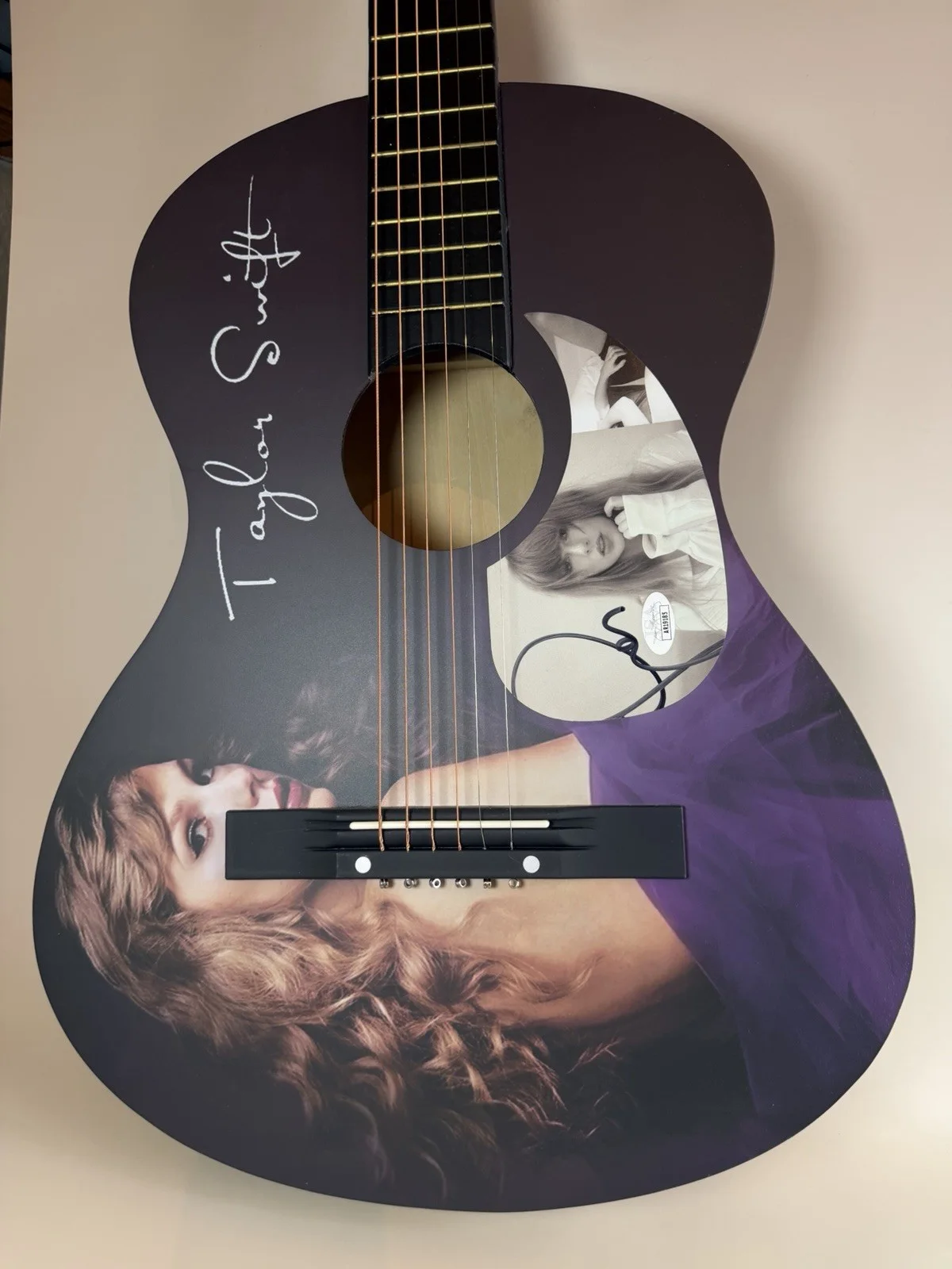 Taylor Swift Autographed Guitar & Framed CD with JSA Authentication, image 2