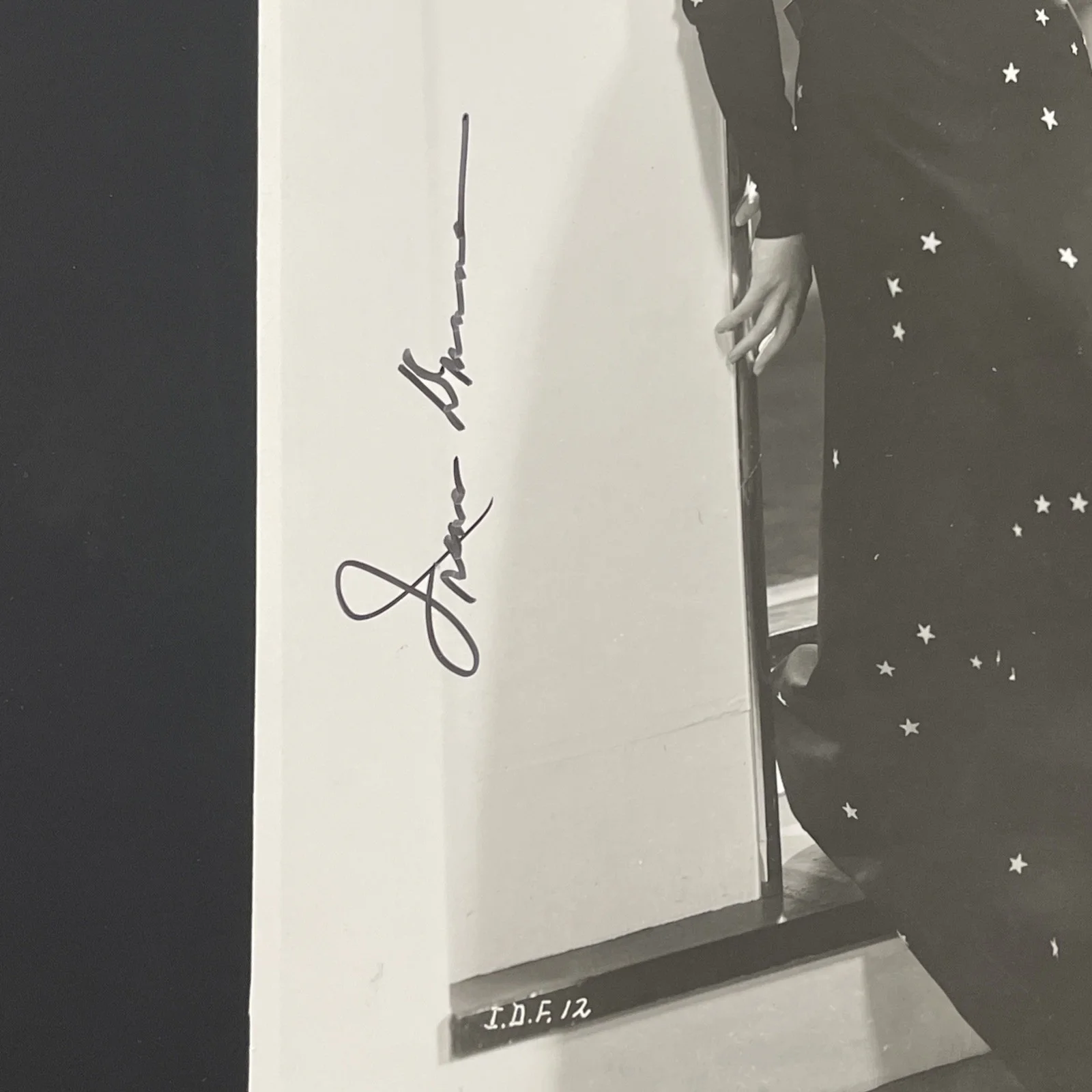 IRENE DUNNE Golden Age Film Legend: Signed Original Celebrity Photo 8 x 10” /KSK, изображение 2