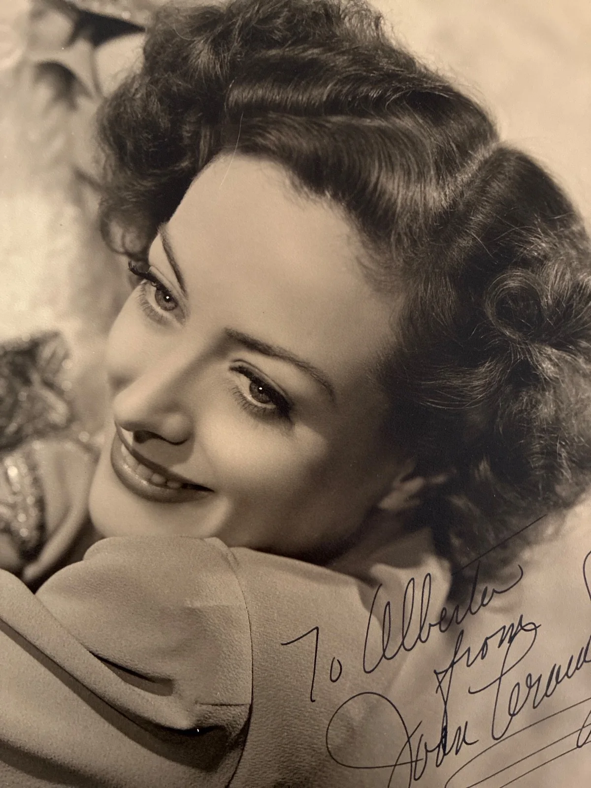 8 x 10 — 复古 JOAN CRAWFORD 手工签名 8 x 10 肖像 - 可能活墨水, image 4