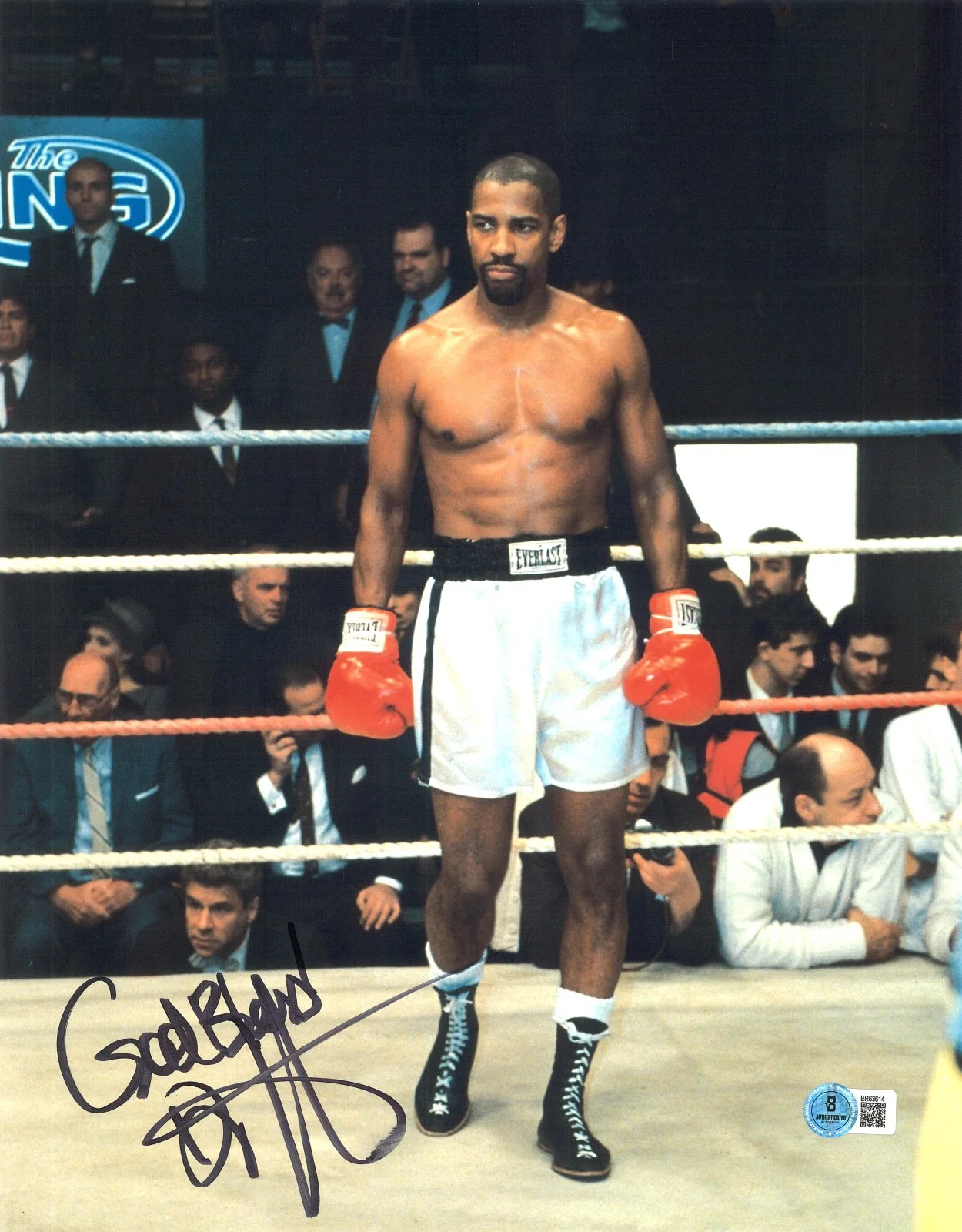 DENZEL WASHINGTON — DENZEL WASHINGTON SIGNED AUTOGRAPH THE HURRICANE 11X14 PHOTO BECKETT BAS