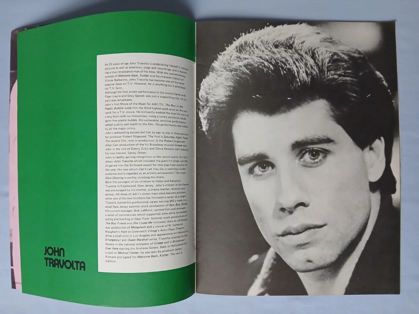 SATURDAY NIGHT FEVER (1977) original cinema souvenir brochure inc vinyl record, изображение 3