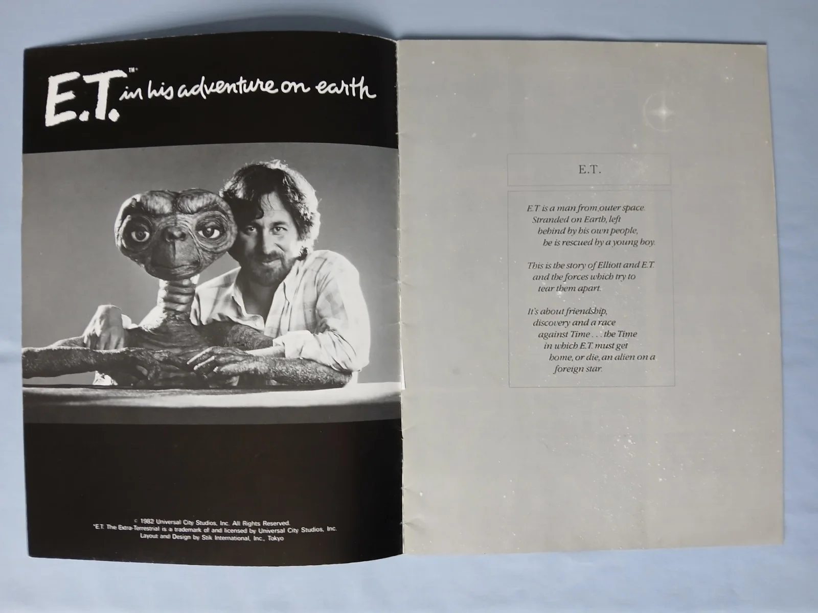 E.T. THE EXTRA TERRESTRIAL (1982) original cinema souvenir brochure programme, image 3
