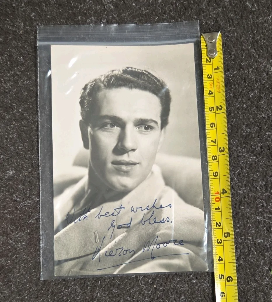 Kieron Moore Irish Actor Signed Photograph., image 3