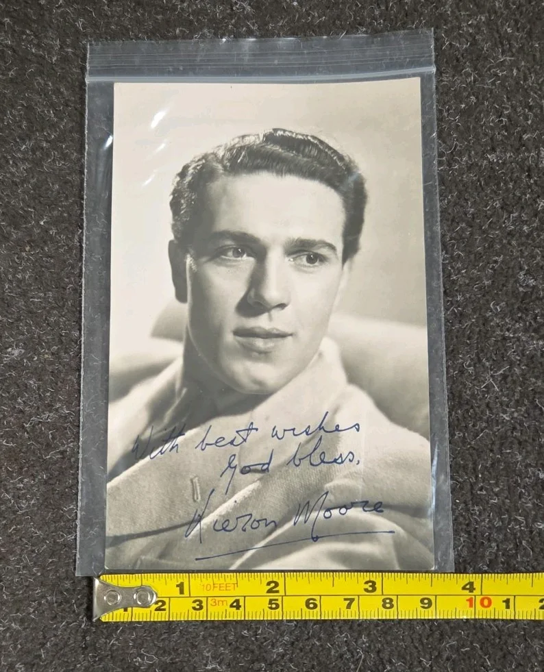 Kieron Moore Irish Actor Signed Photograph., image 4