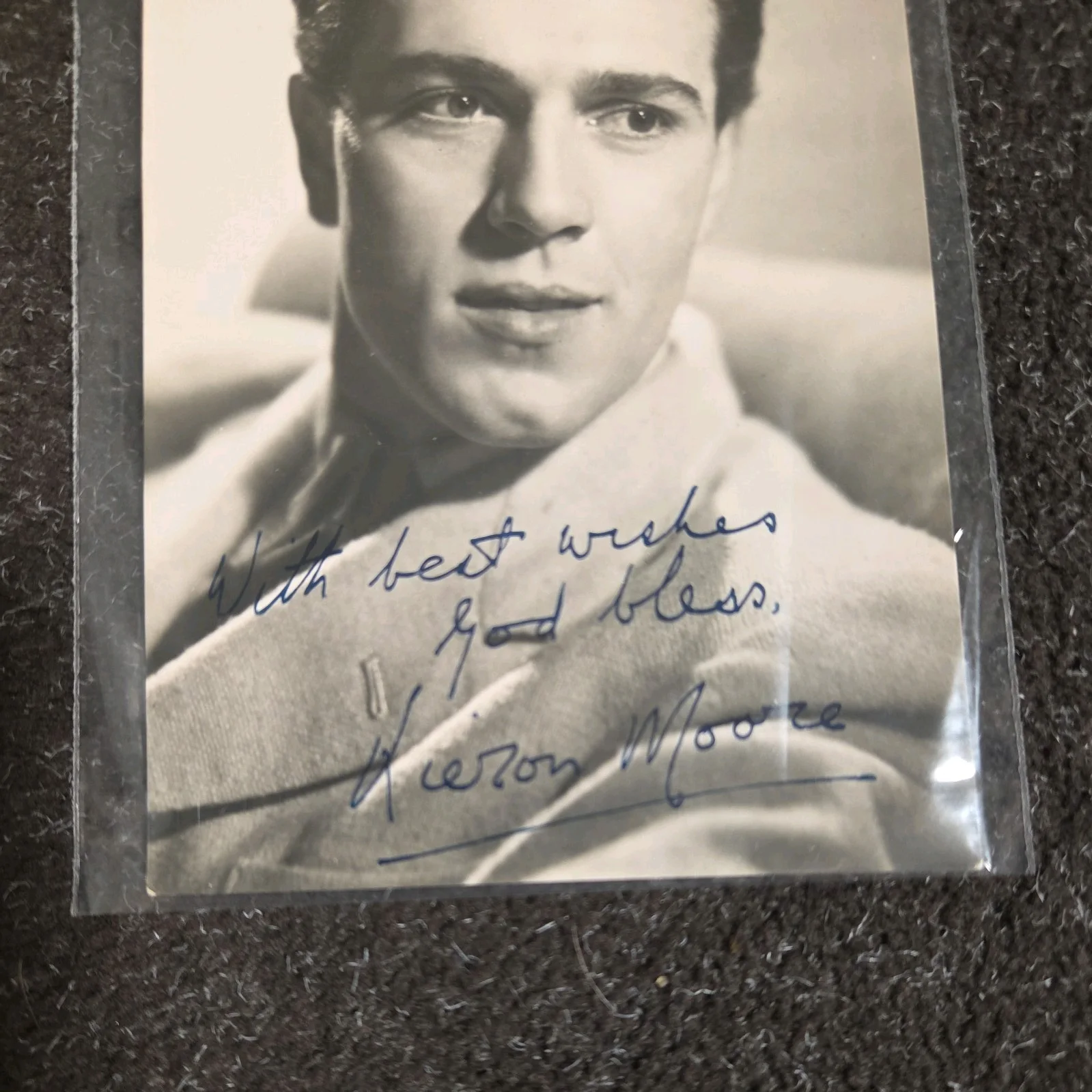 Kieron Moore Irish Actor Signed Photograph., image 5