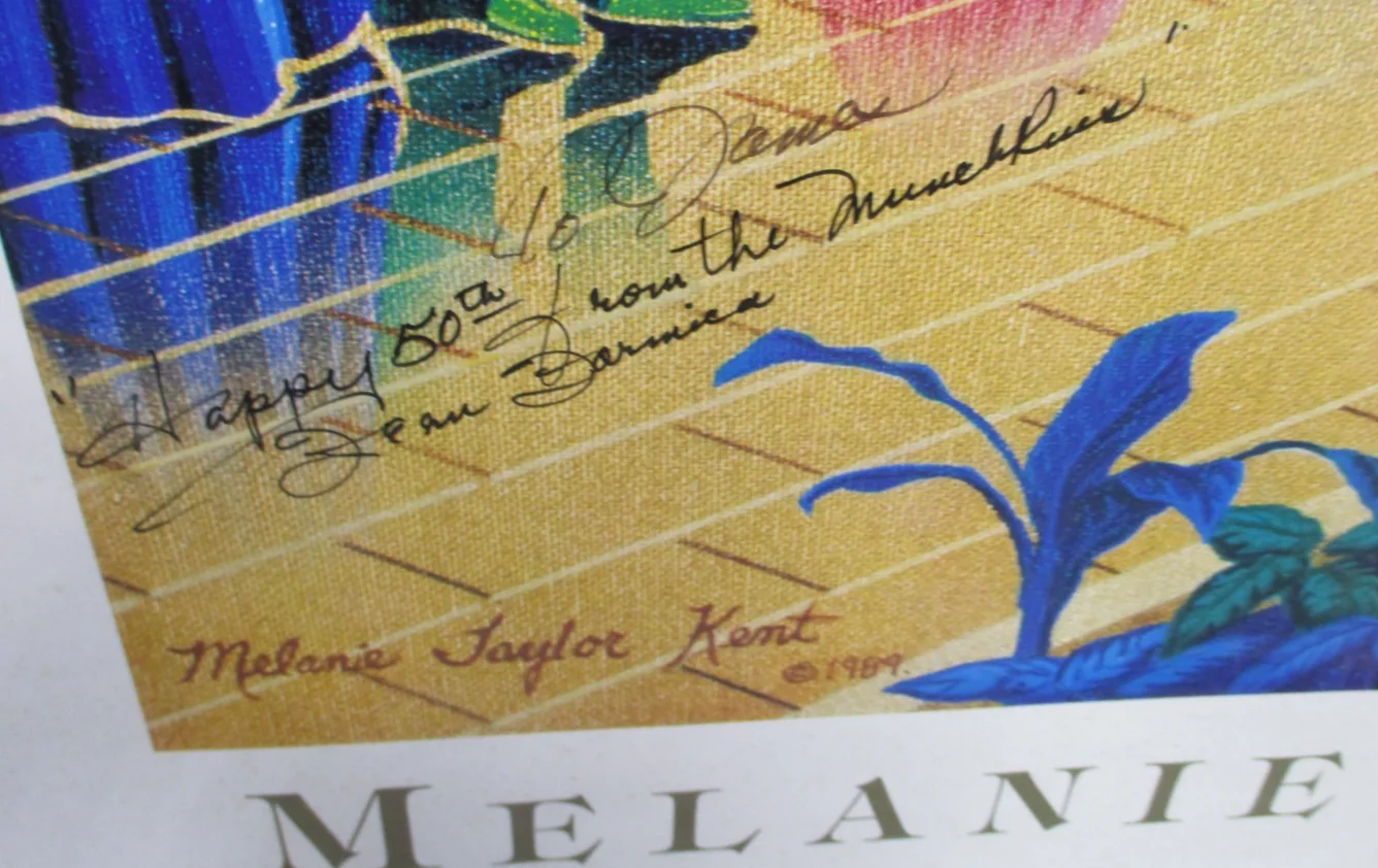 Wizard of OZ POSTER SIGNED by Fern Formica (Munchkin) MELANIE TAYLOR KENT CM5993, изображение 5