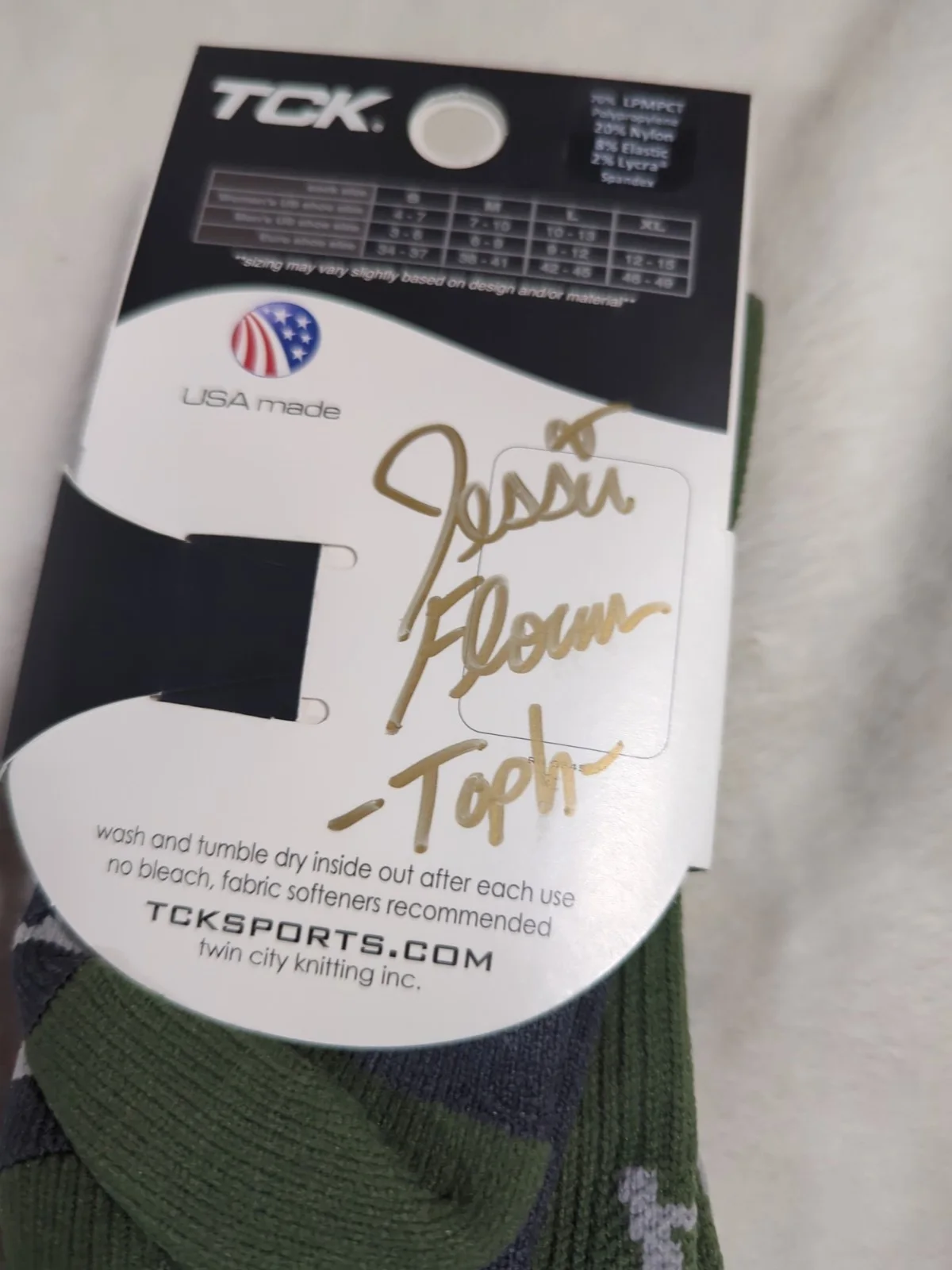 Pair Of TCK Socks Autographed By Jessie Flowers (Toph Avatarthe Last Air Bendr), изображение 3