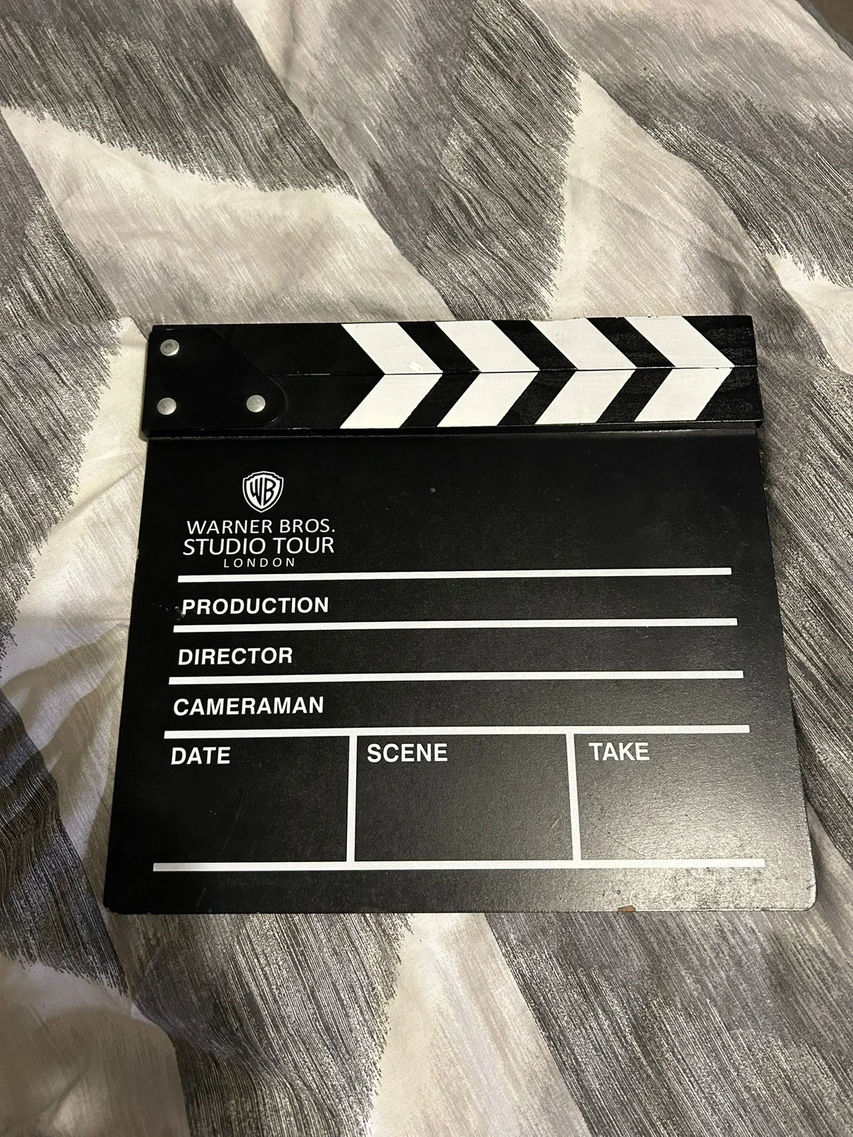 Warner Bros Studio Tour London - Clapperboard for Film Movie Scene CLAPPER BOARD, изображение 2